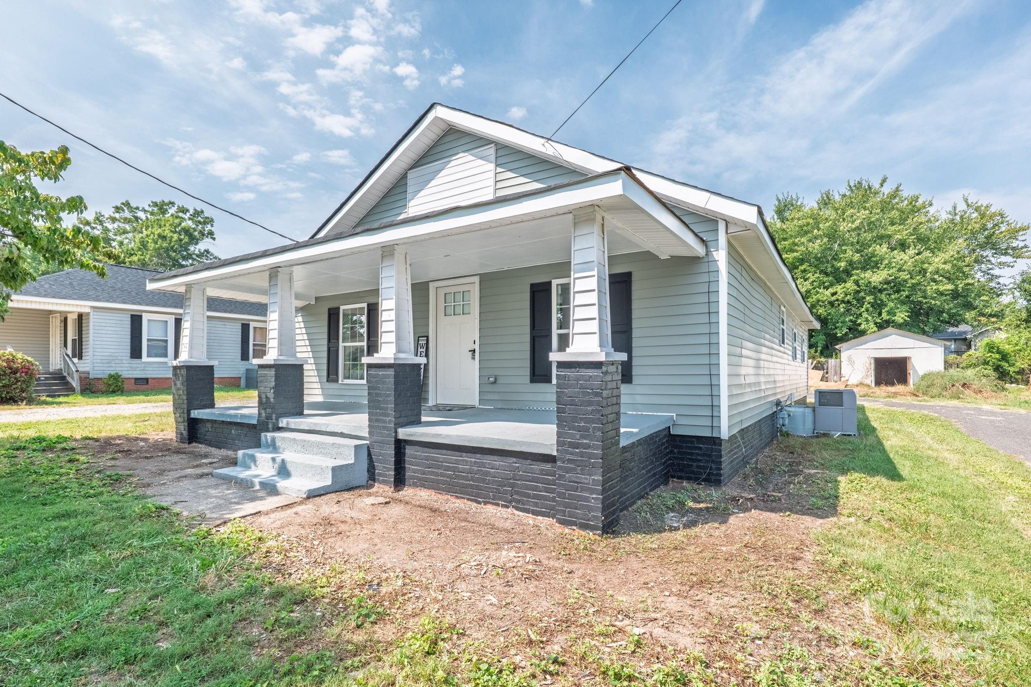 742 Main Street Property Photo 3