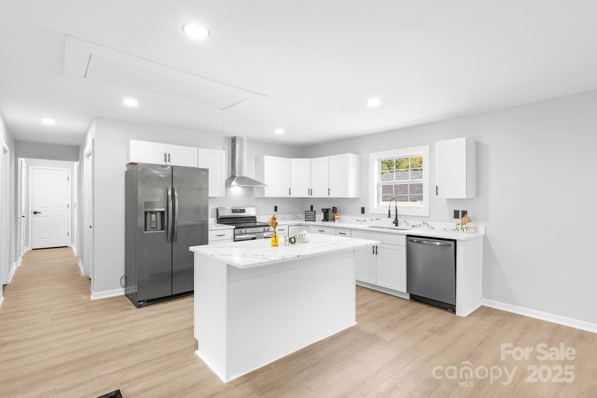 742 Main Street Property Photo 13