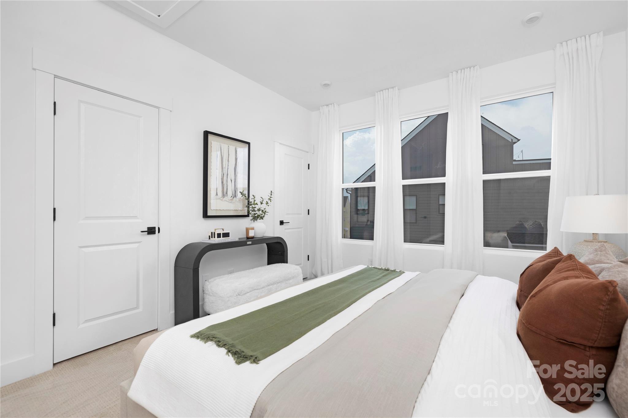 3610 S Tryon Street 17 Property Photo 6