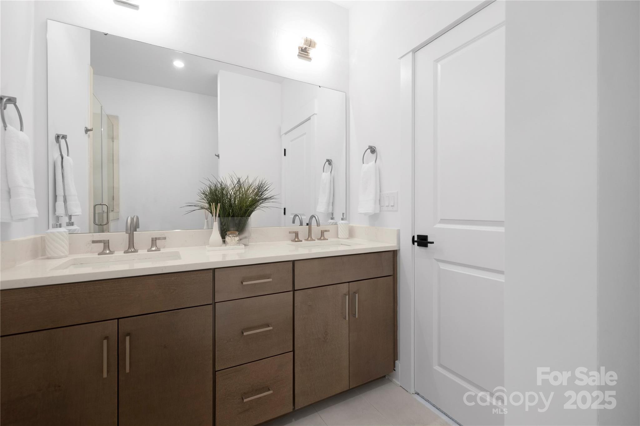 3610 S Tryon Street 17 Property Photo 11