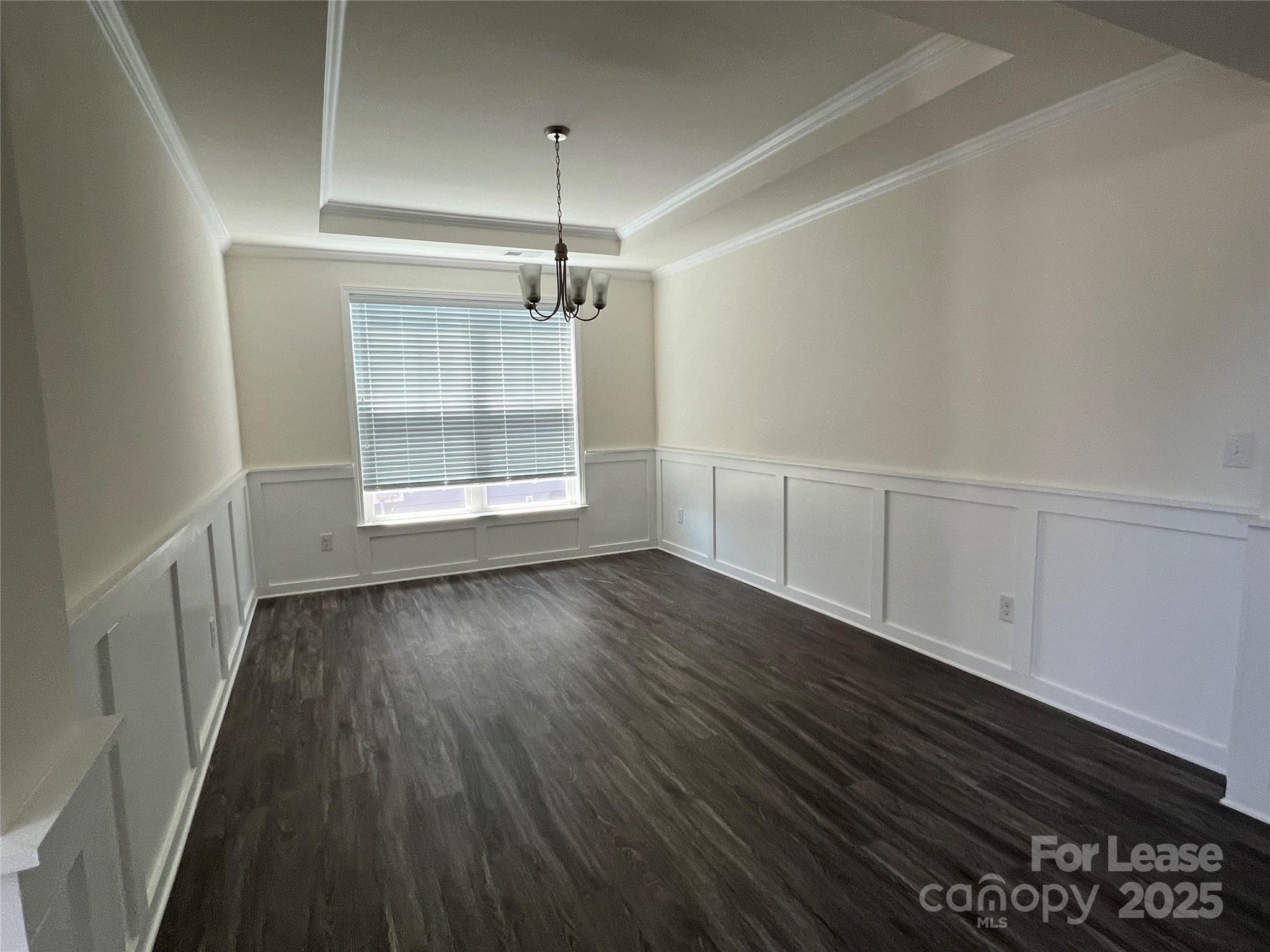 1024 Argentium Way Property Photo 3