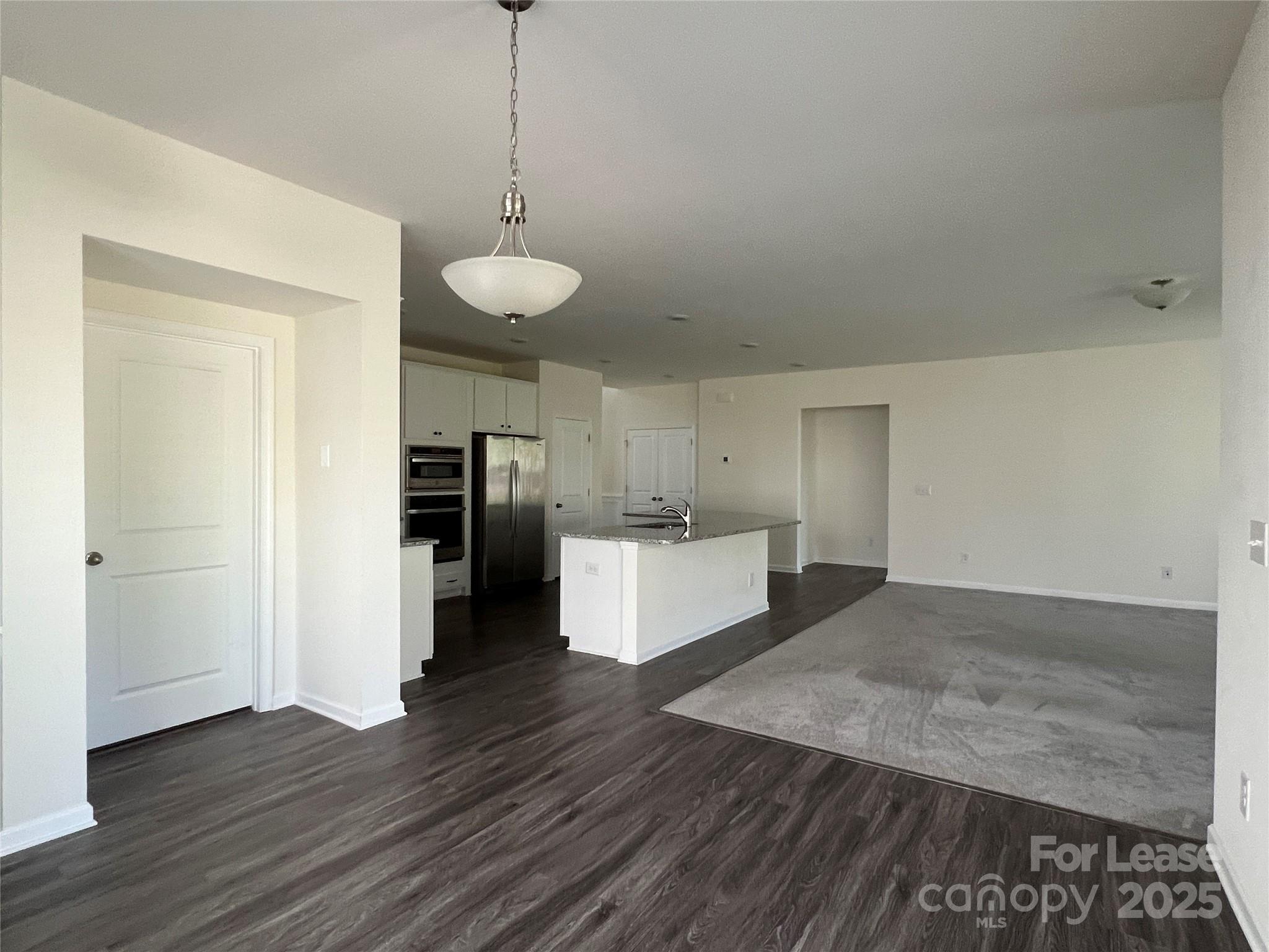 1024 Argentium Way Property Photo 6