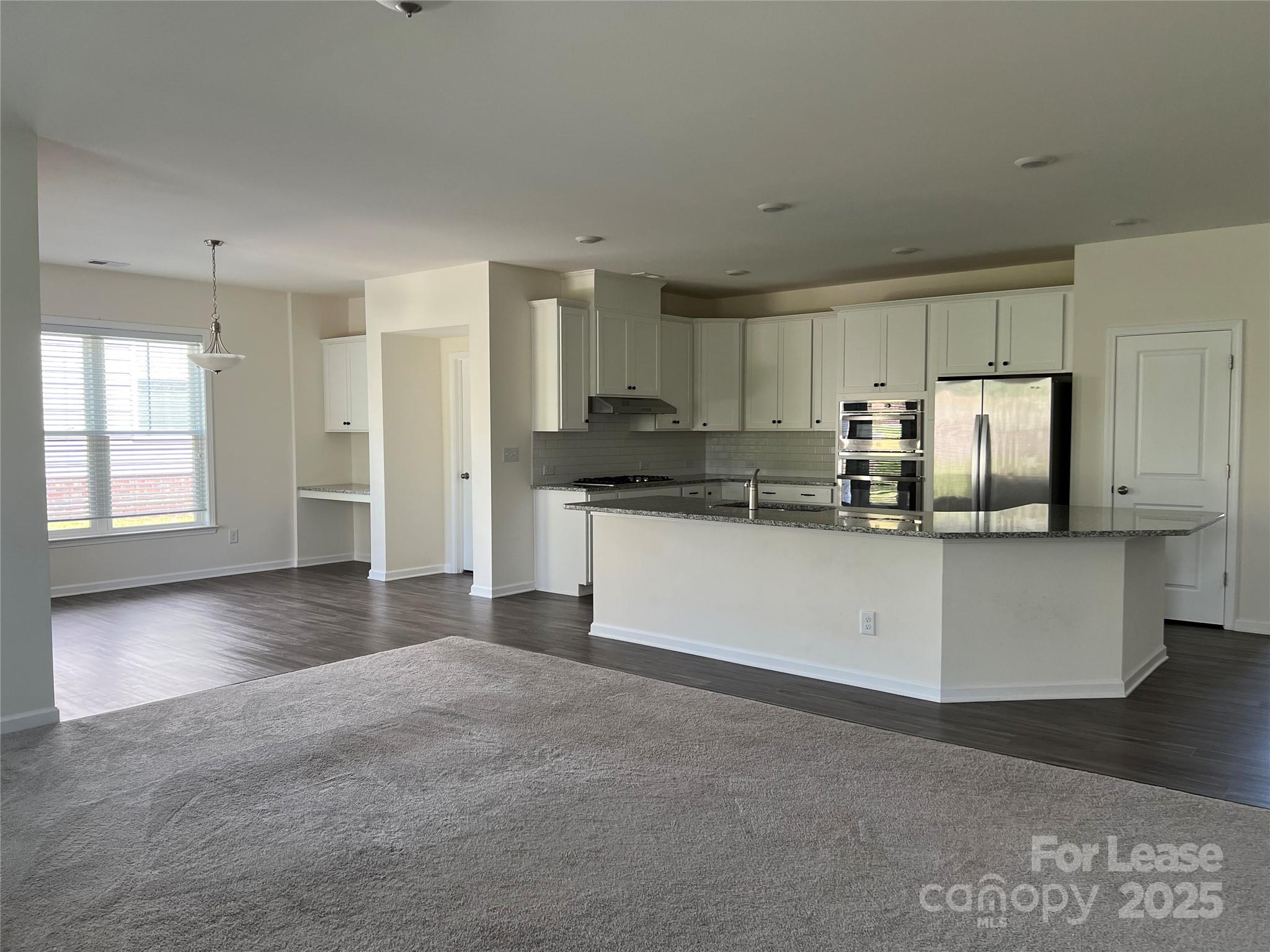 1024 Argentium Way Property Photo 9