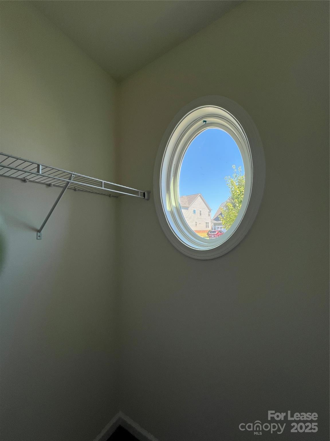 1024 Argentium Way Property Photo 20