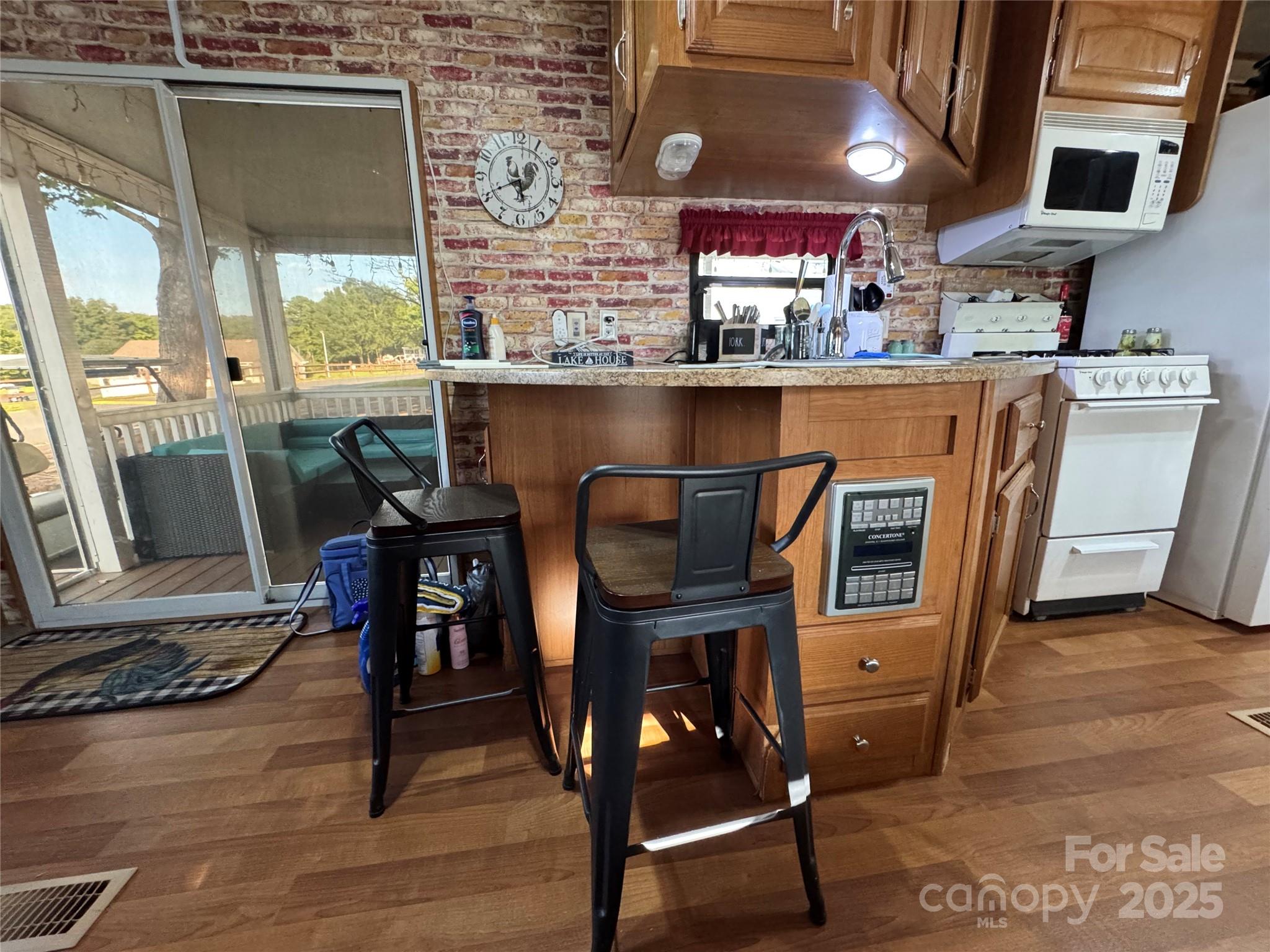 111 Club House Drive 236 Property Photo 19