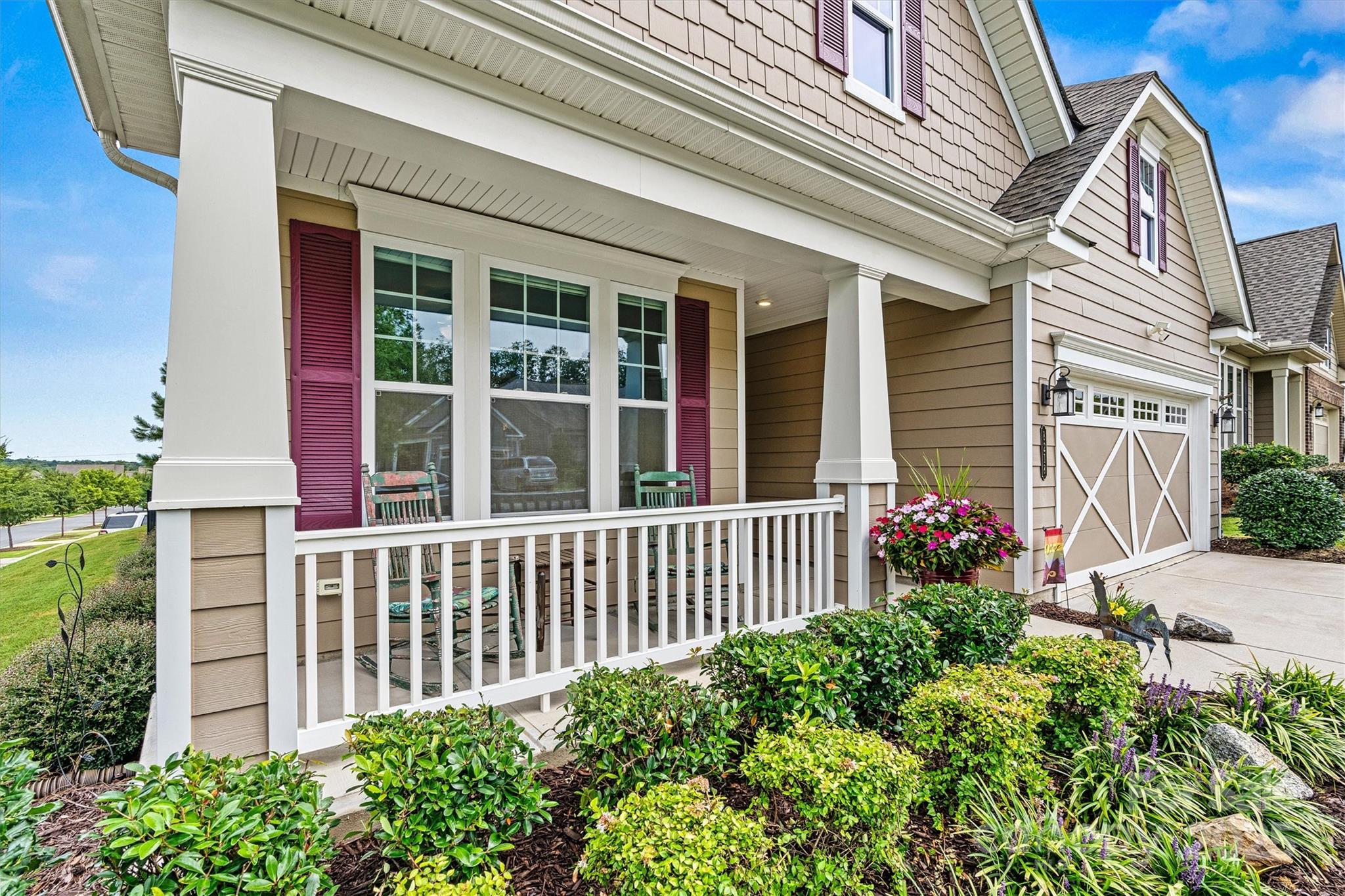 8218 Festival Way Property Photo 4