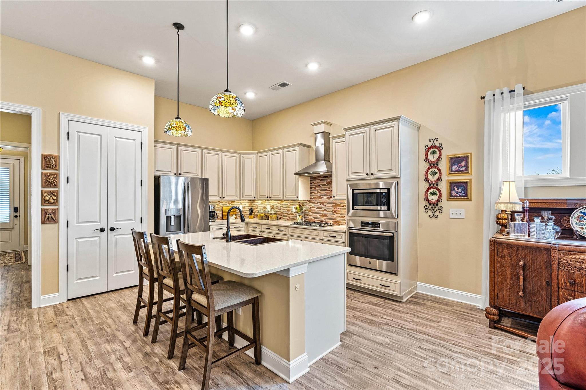8218 Festival Way Property Photo 14