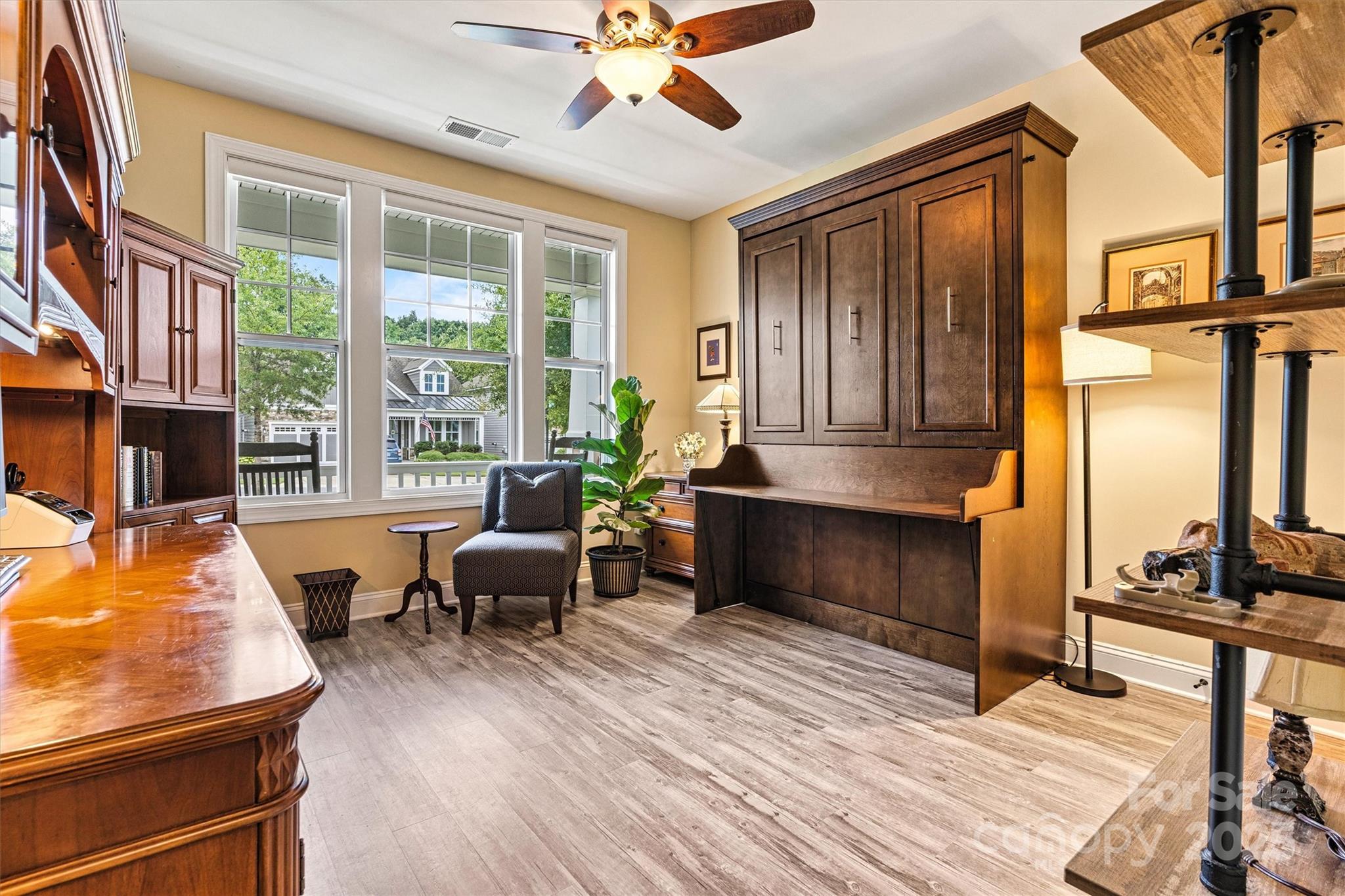 8218 Festival Way Property Photo 26