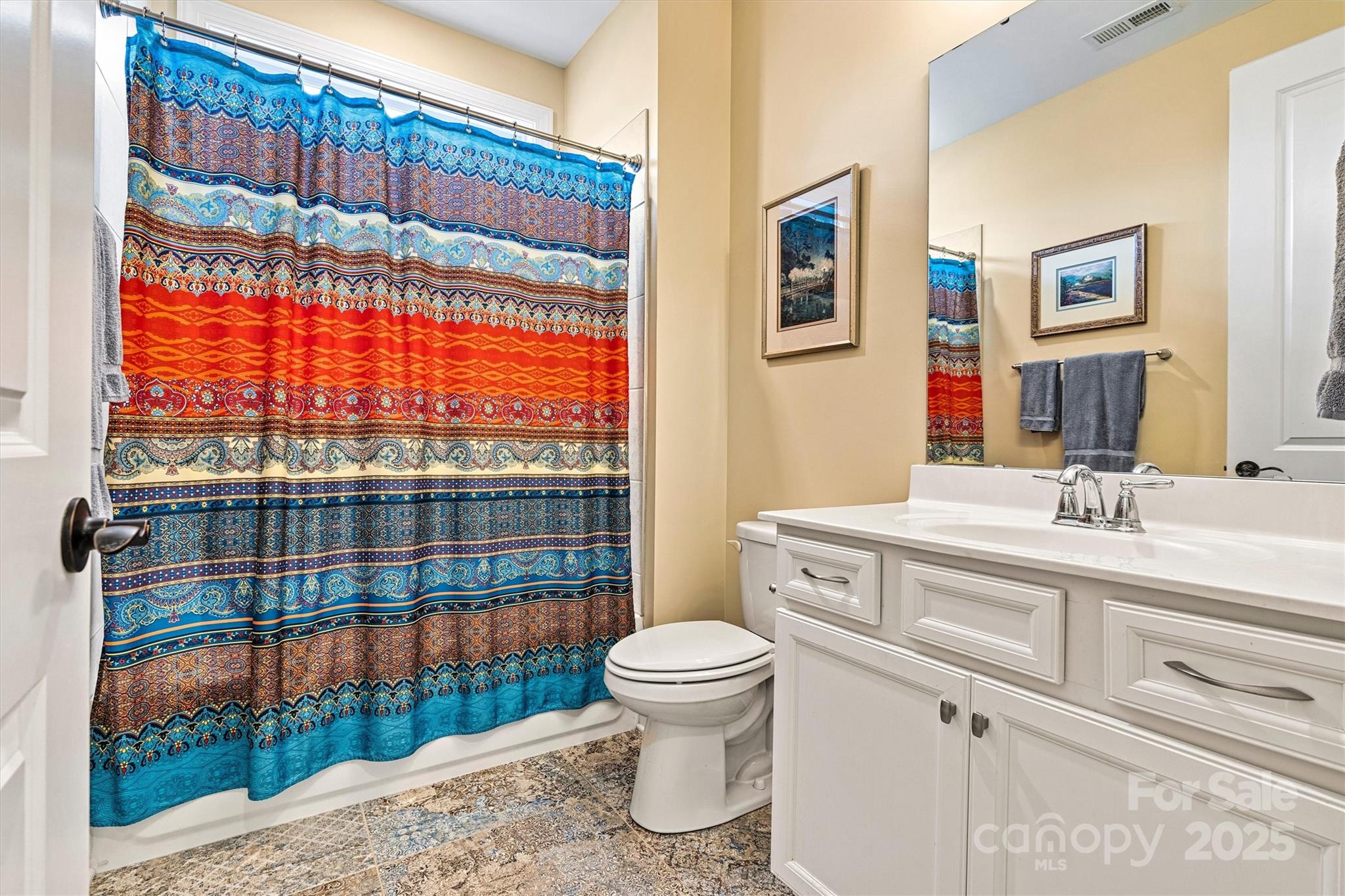 8218 Festival Way Property Photo 29