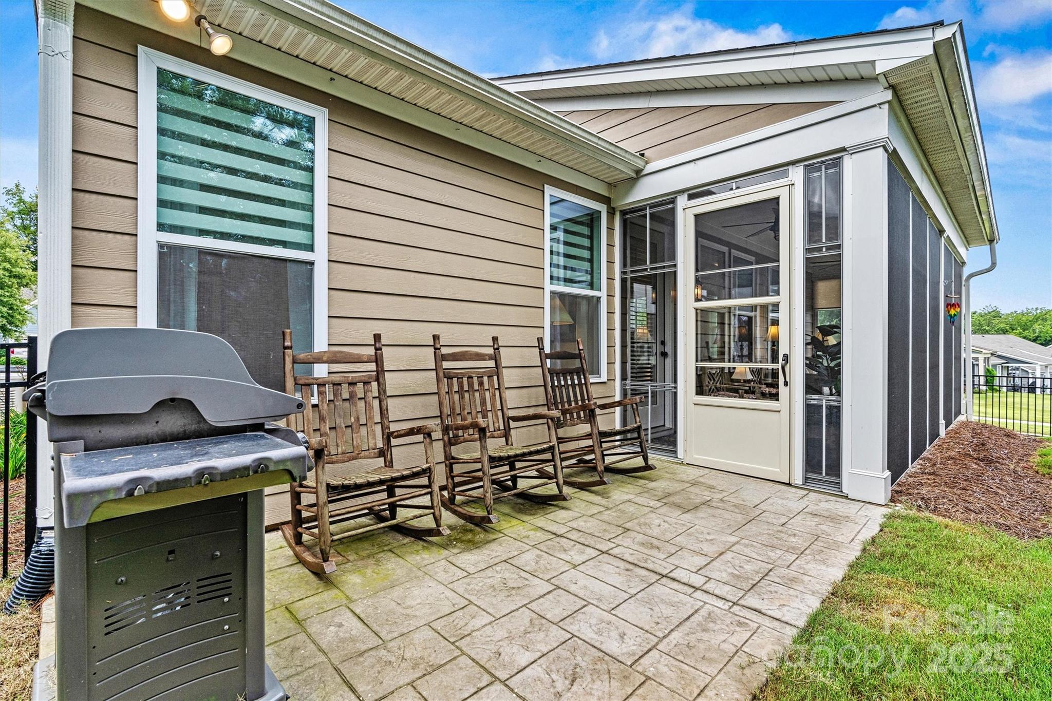 8218 Festival Way Property Photo 34