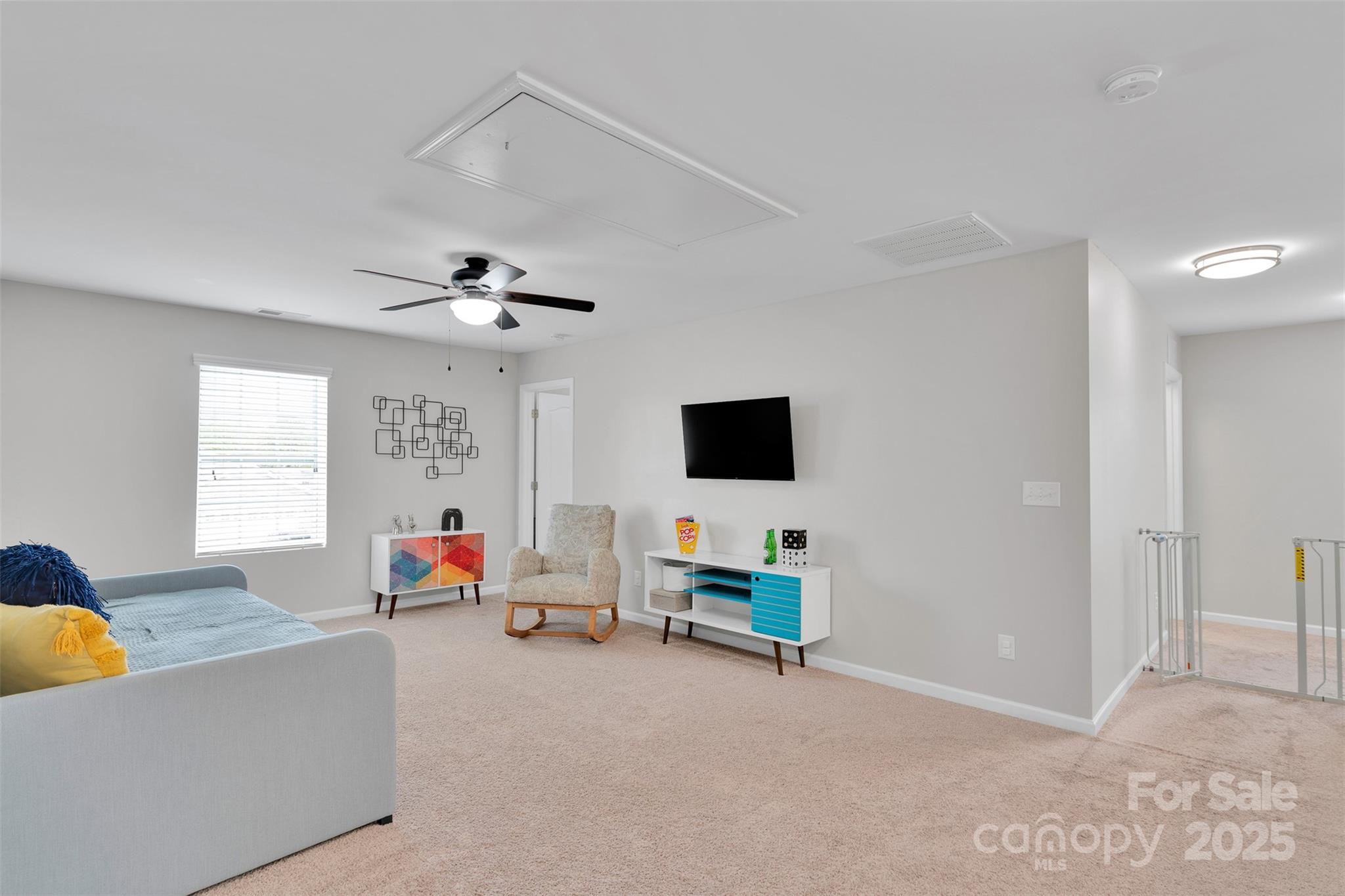 119 Willow Valley Drive 60 Property Photo 23