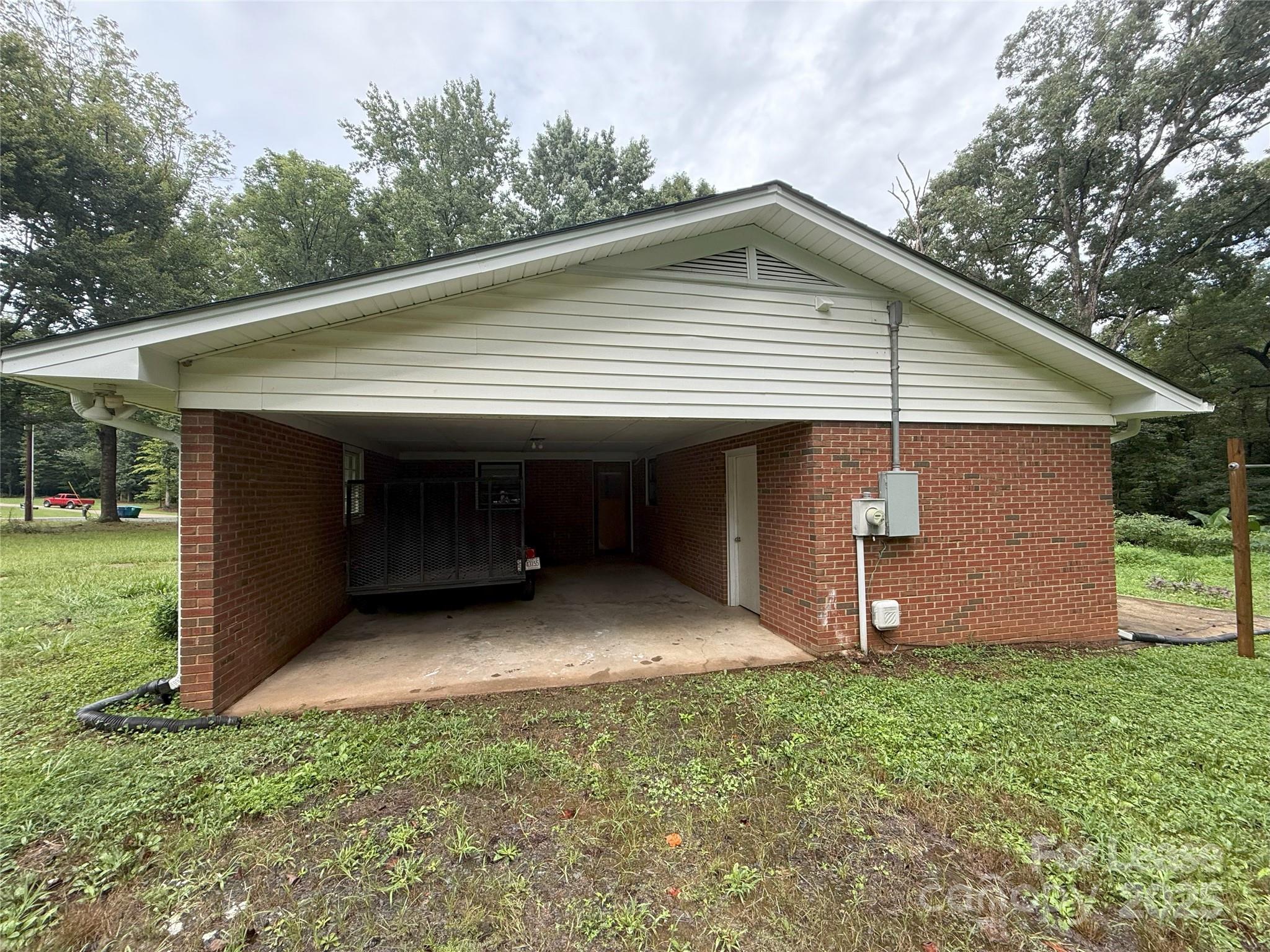 4001 Peggy Lane Property Photo 2