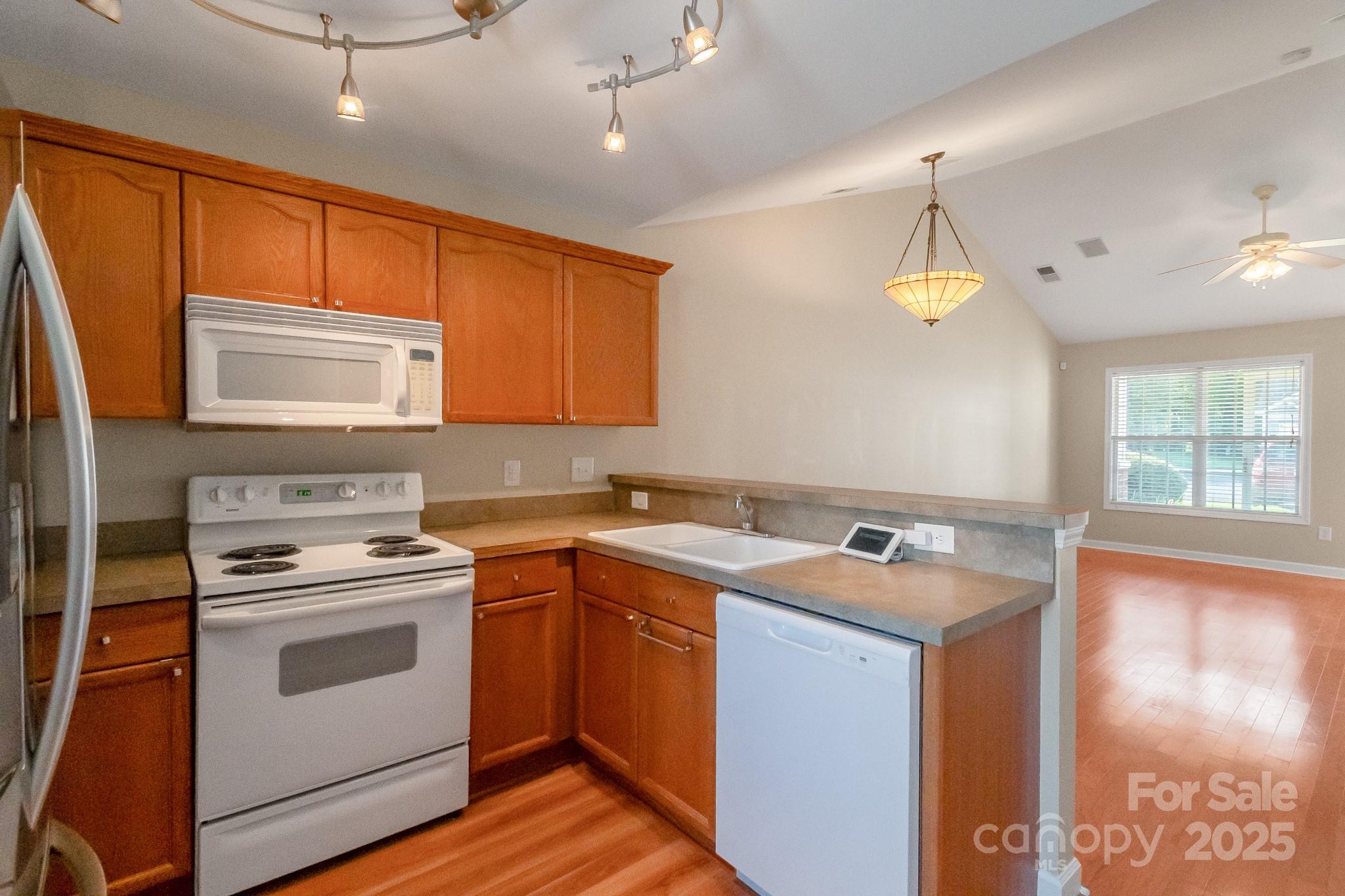 748 Sasha Court Property Photo 8