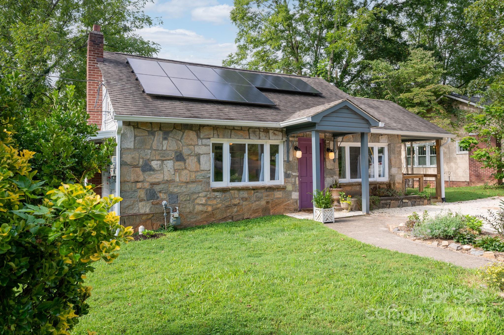 85 Lanning Avenue Property Photo 1