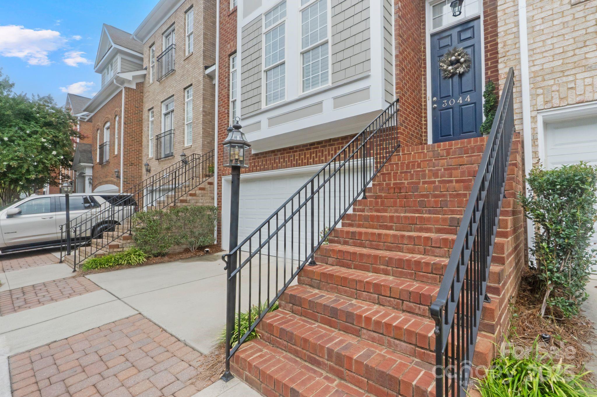 3044 Luke Crossing Drive 28 Property Photo 3