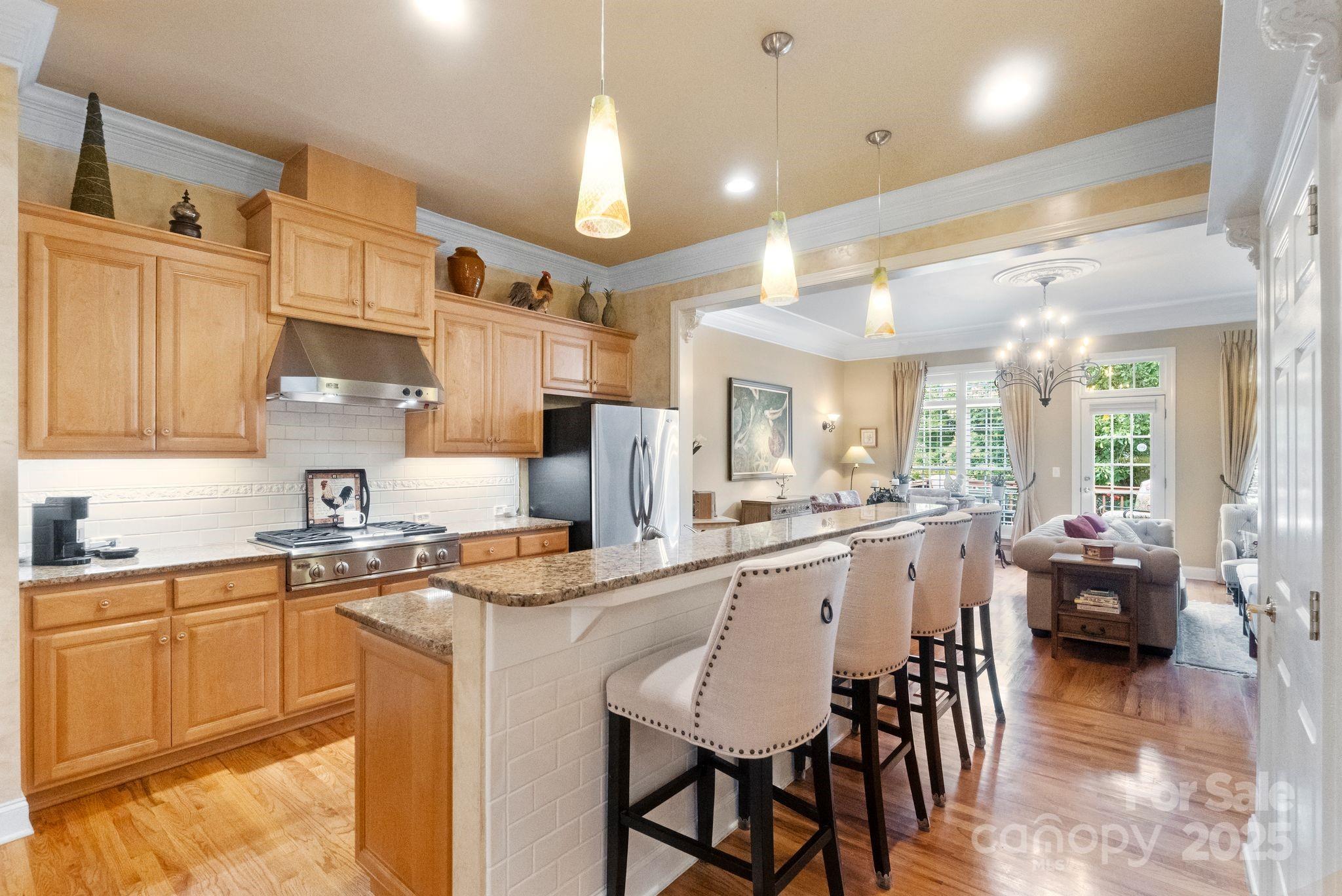 3044 Luke Crossing Drive 28 Property Photo 8