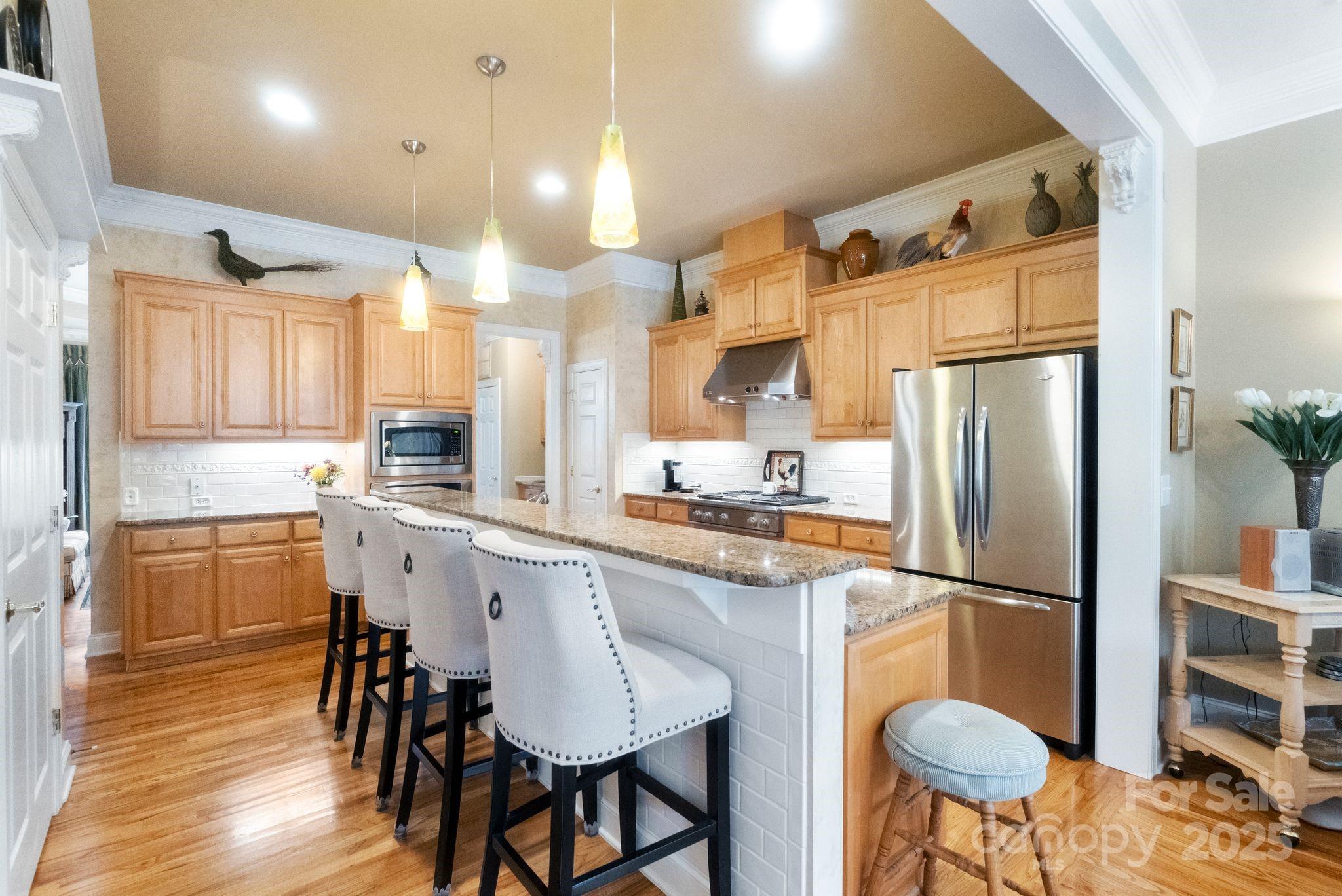 3044 Luke Crossing Drive 28 Property Photo 11