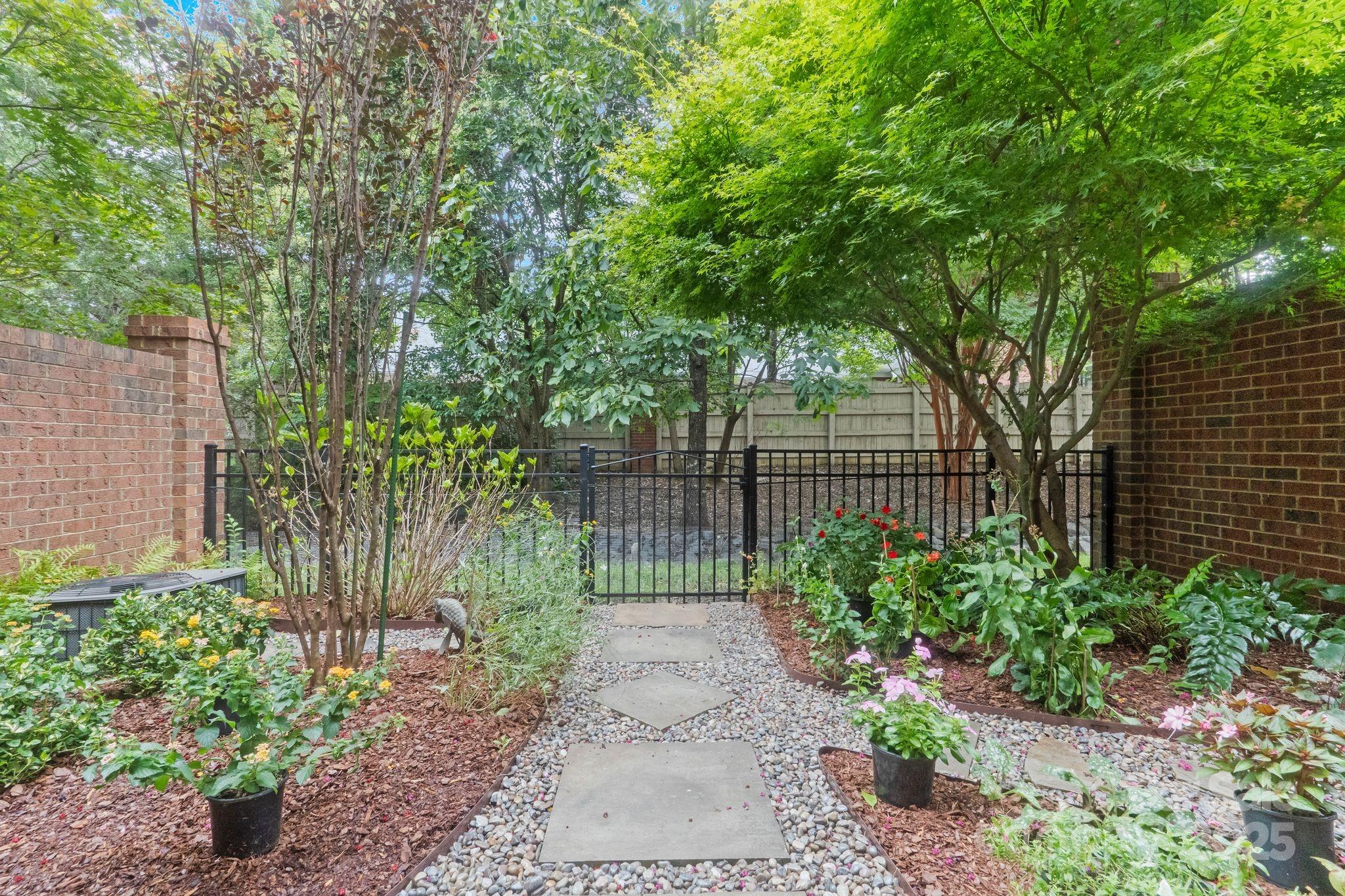 3044 Luke Crossing Drive 28 Property Photo 36