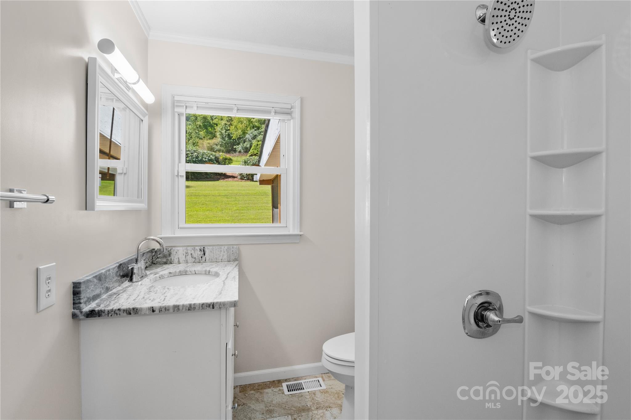 111 Curtis Creek Road Property Photo 14