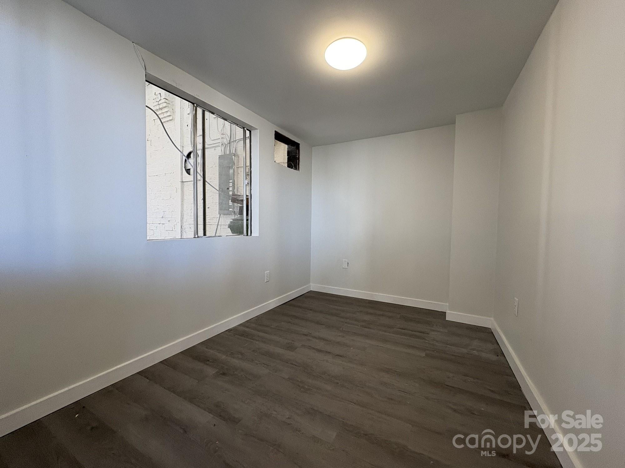 248 Biltmore Avenue Property Photo 8