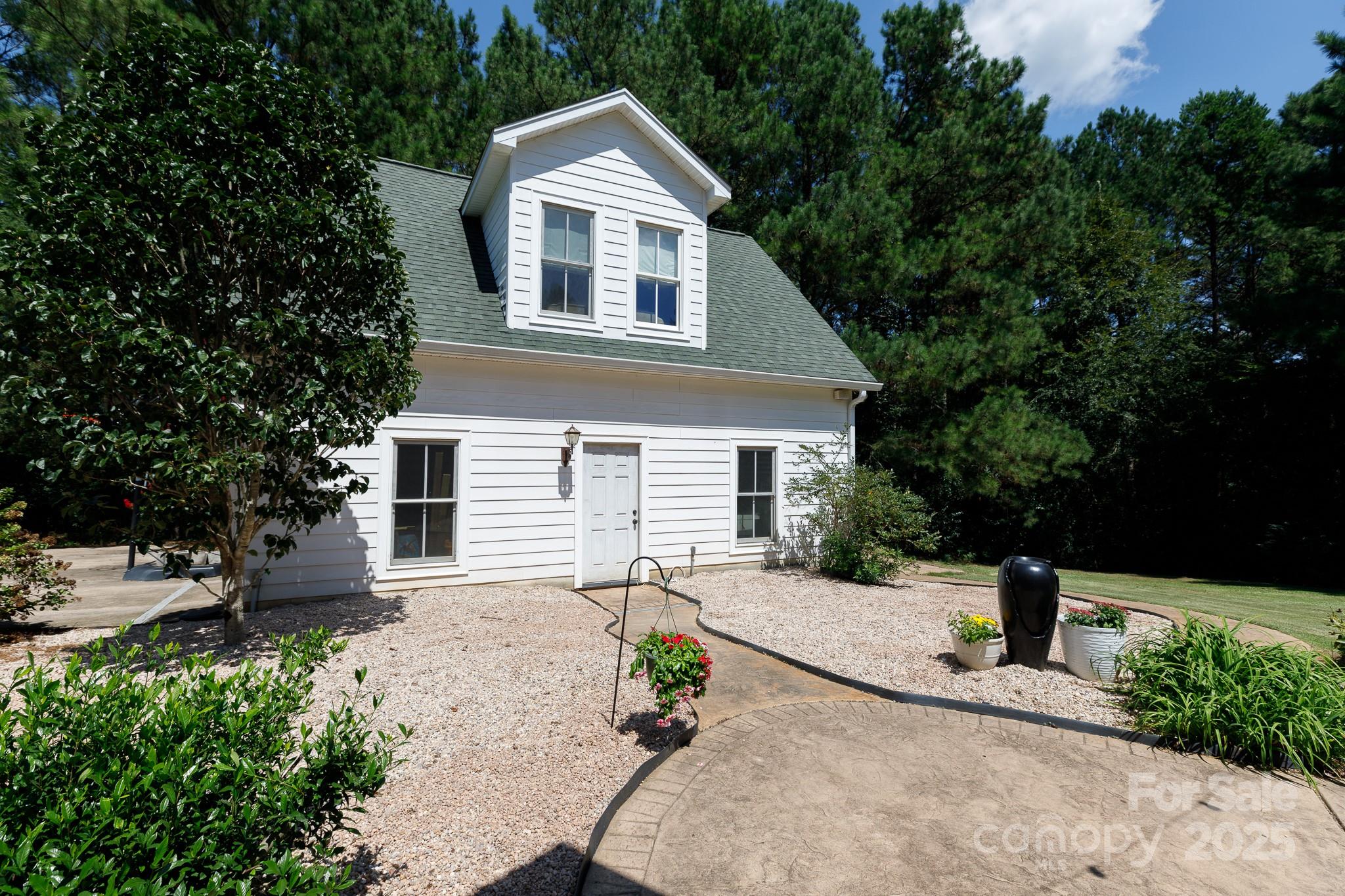 5092 Matthews Simril Road Property Photo 2