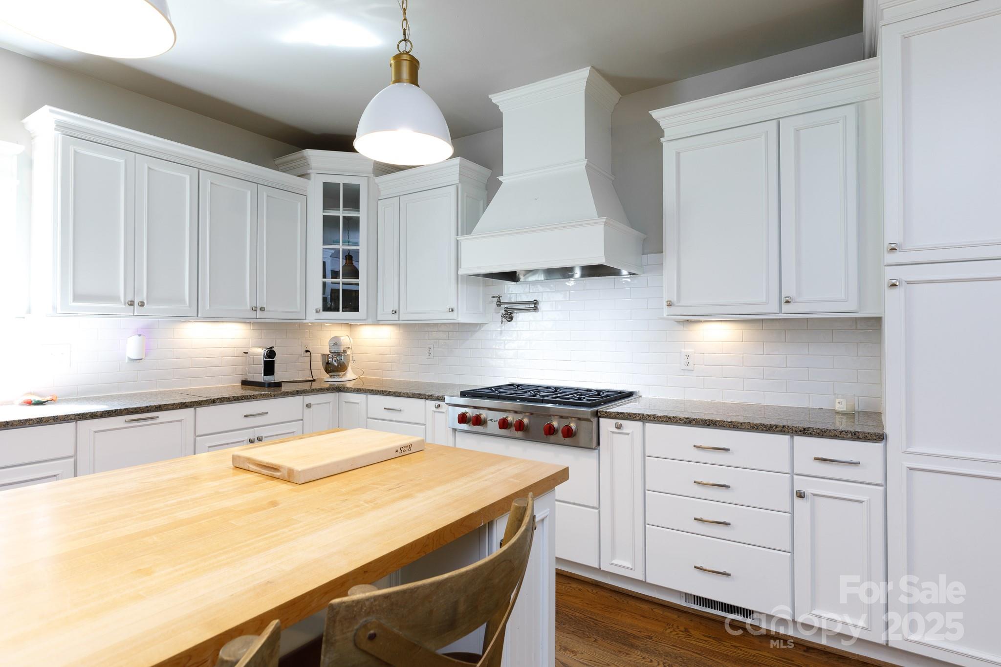 5092 Matthews Simril Road Property Photo 7