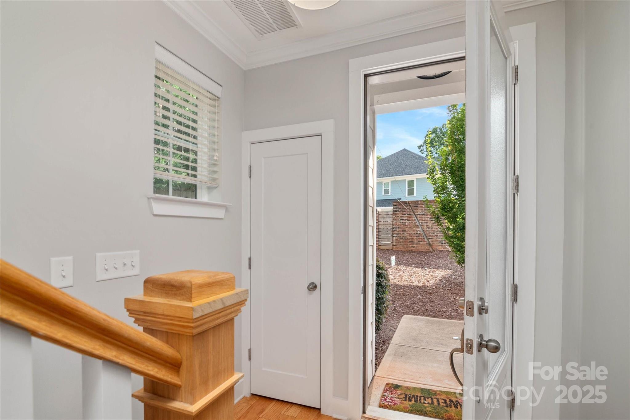 1624 Nandina Corners Alley Property Photo 4