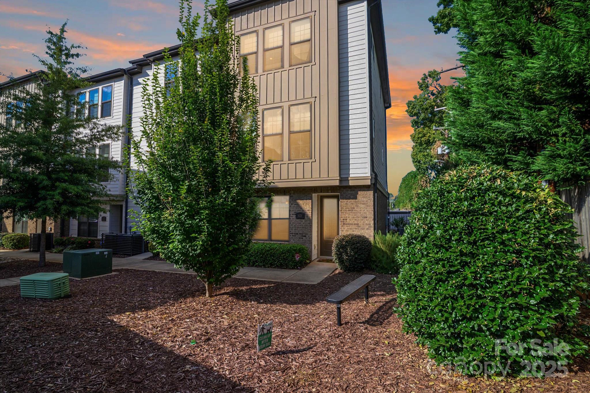 1624 Nandina Corners Alley Property Photo 34