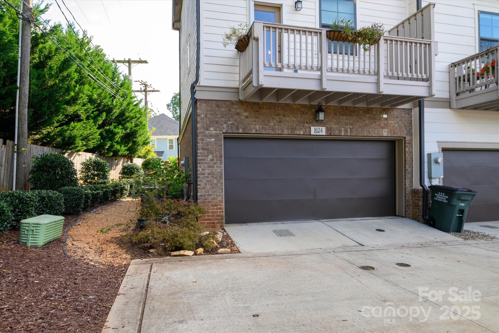 1624 Nandina Corners Alley Property Photo 45