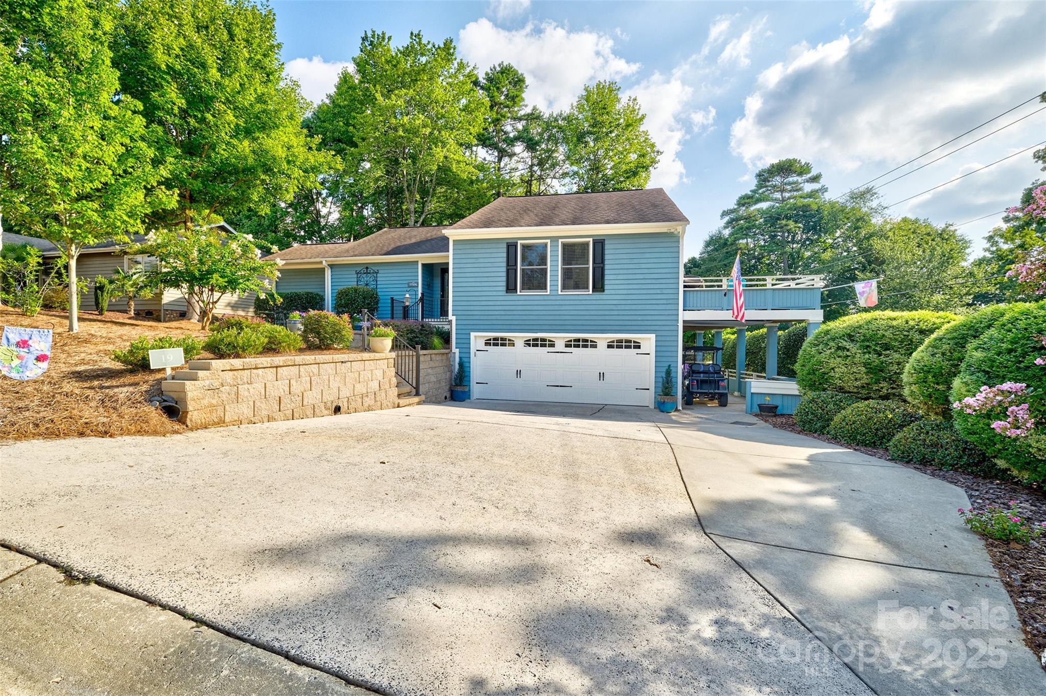 19 Shipmaster Court Property Photo 1