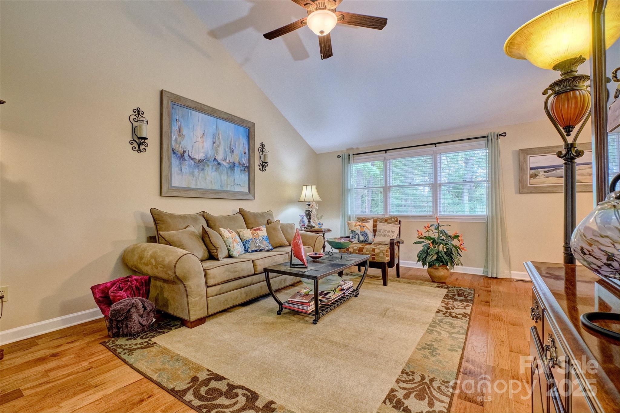 19 Shipmaster Court Property Photo 7