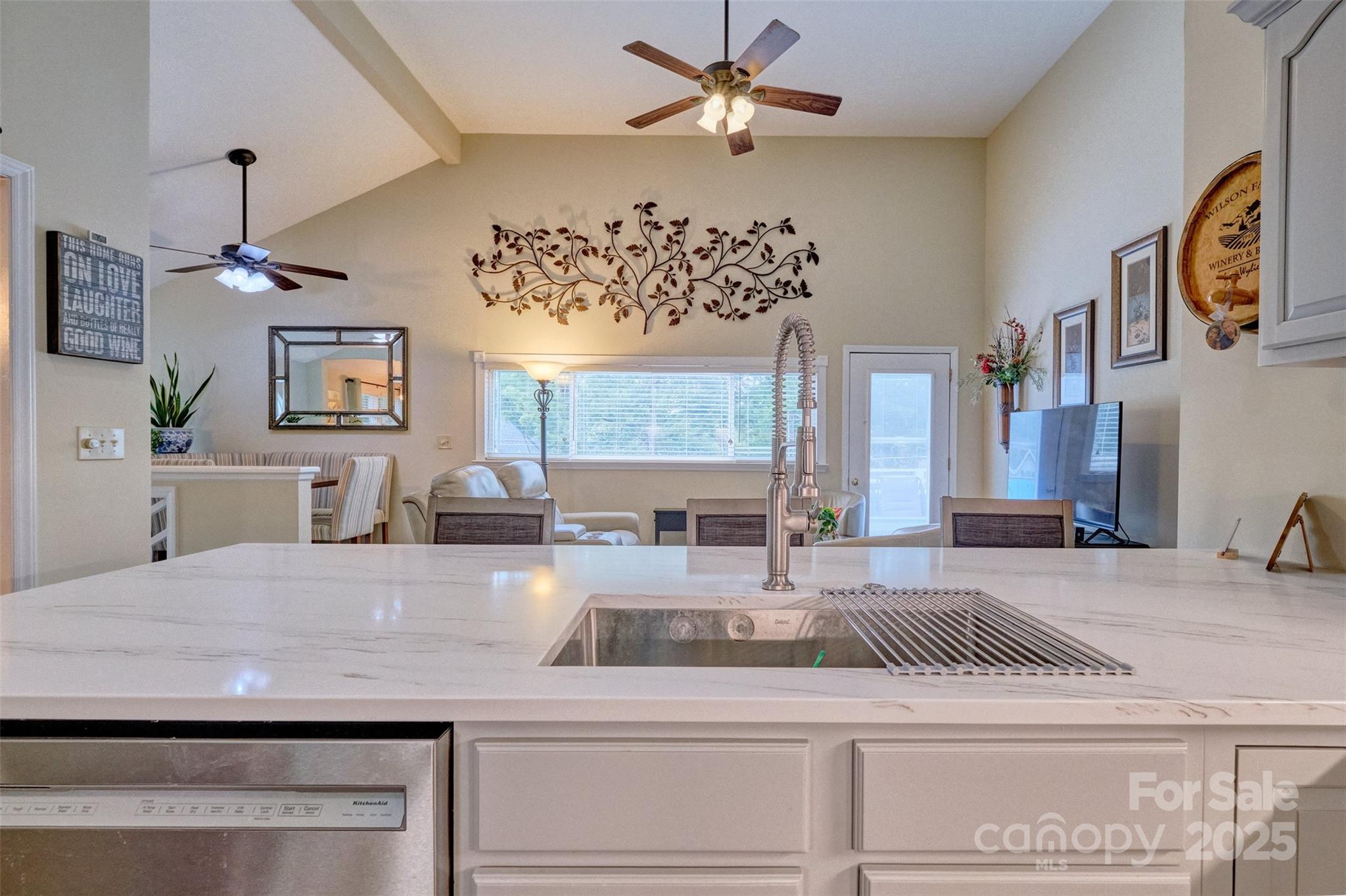 19 Shipmaster Court Property Photo 14