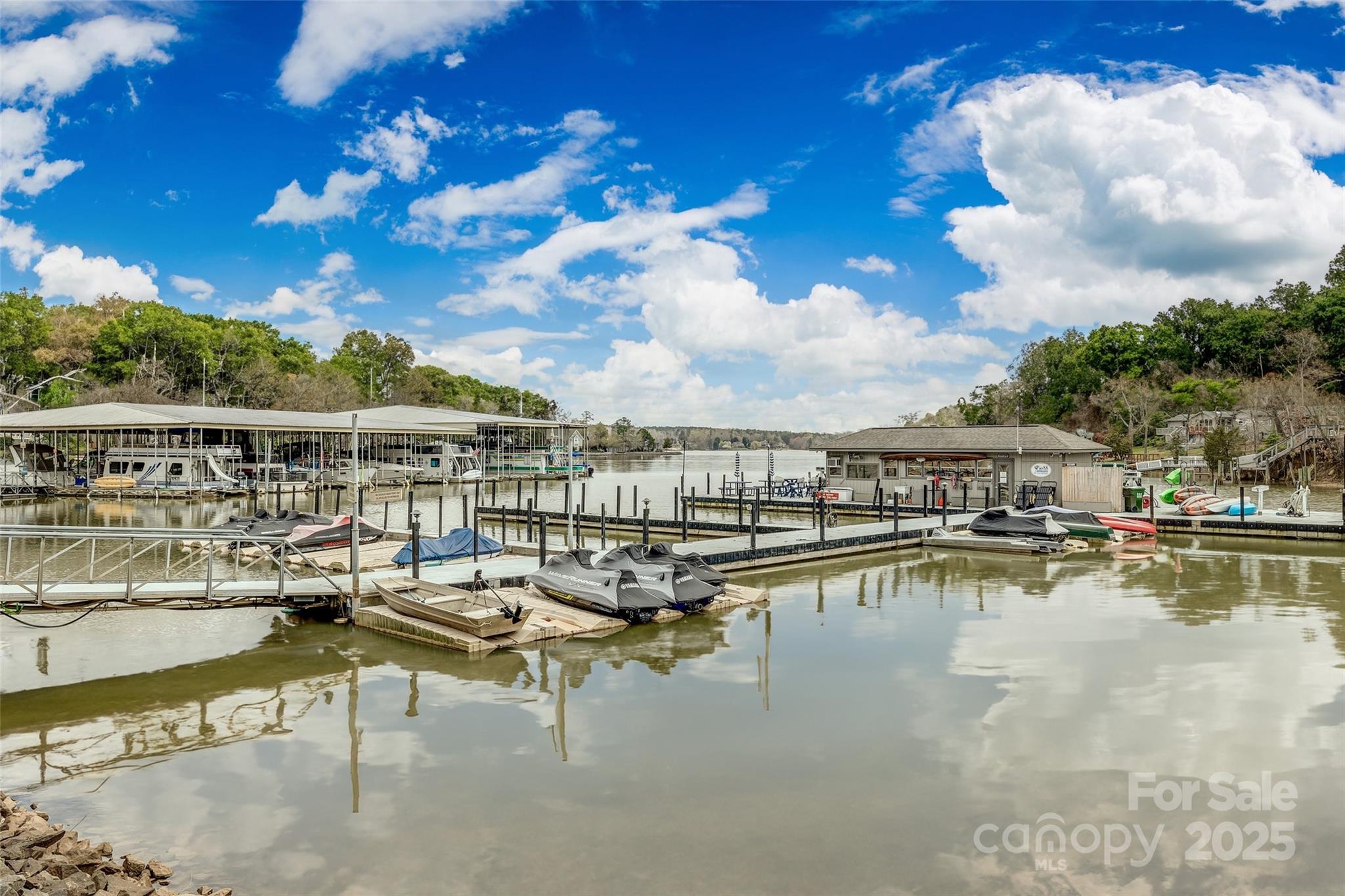 19 Shipmaster Court Property Photo 48