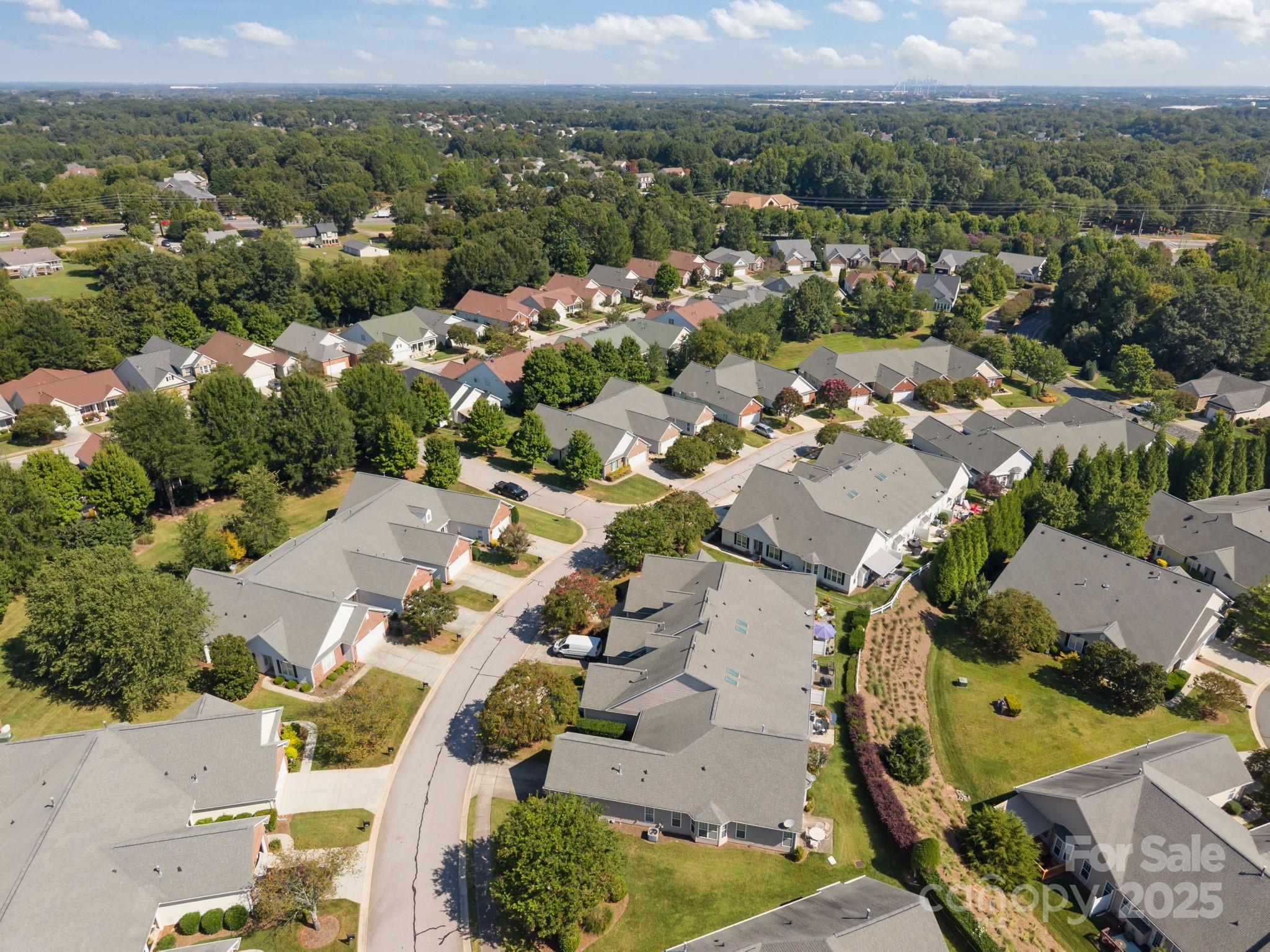 253 Garnet Court Property Photo 28