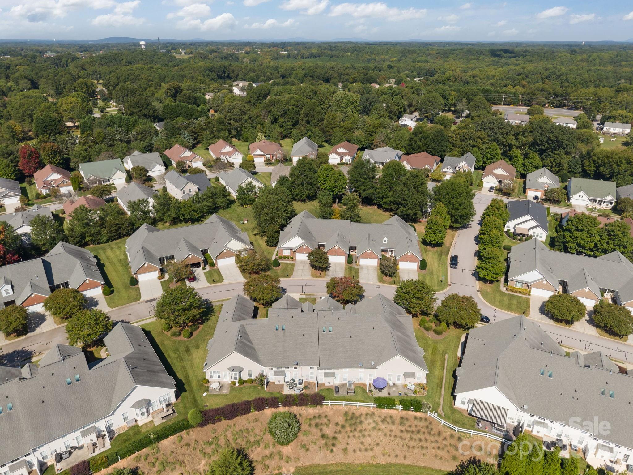 253 Garnet Court Property Photo 29