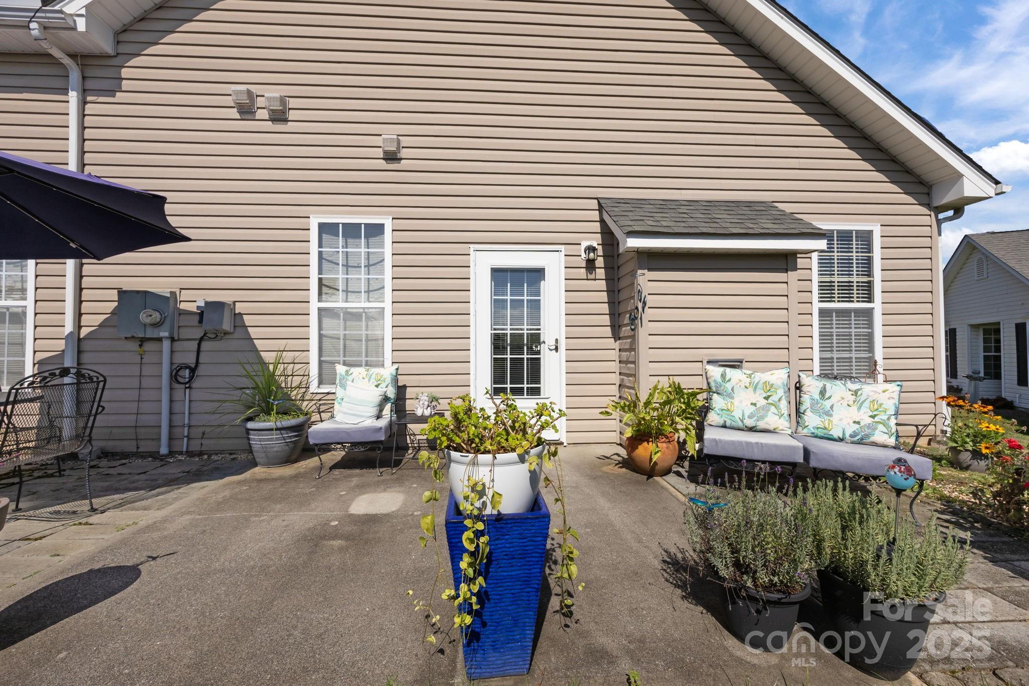 253 Garnet Court Property Photo 44