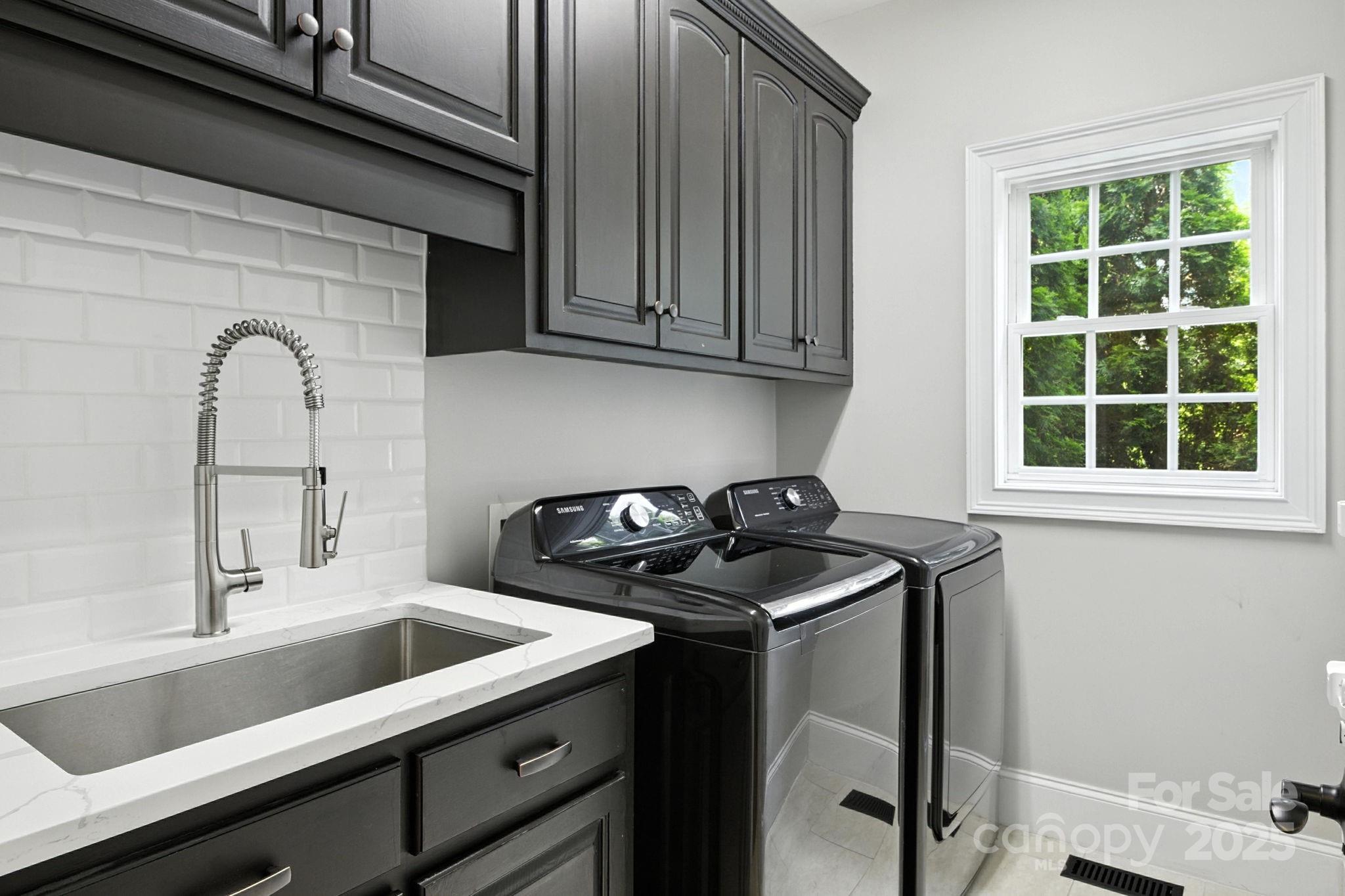 4134 Burnage Hall Road Property Photo 12