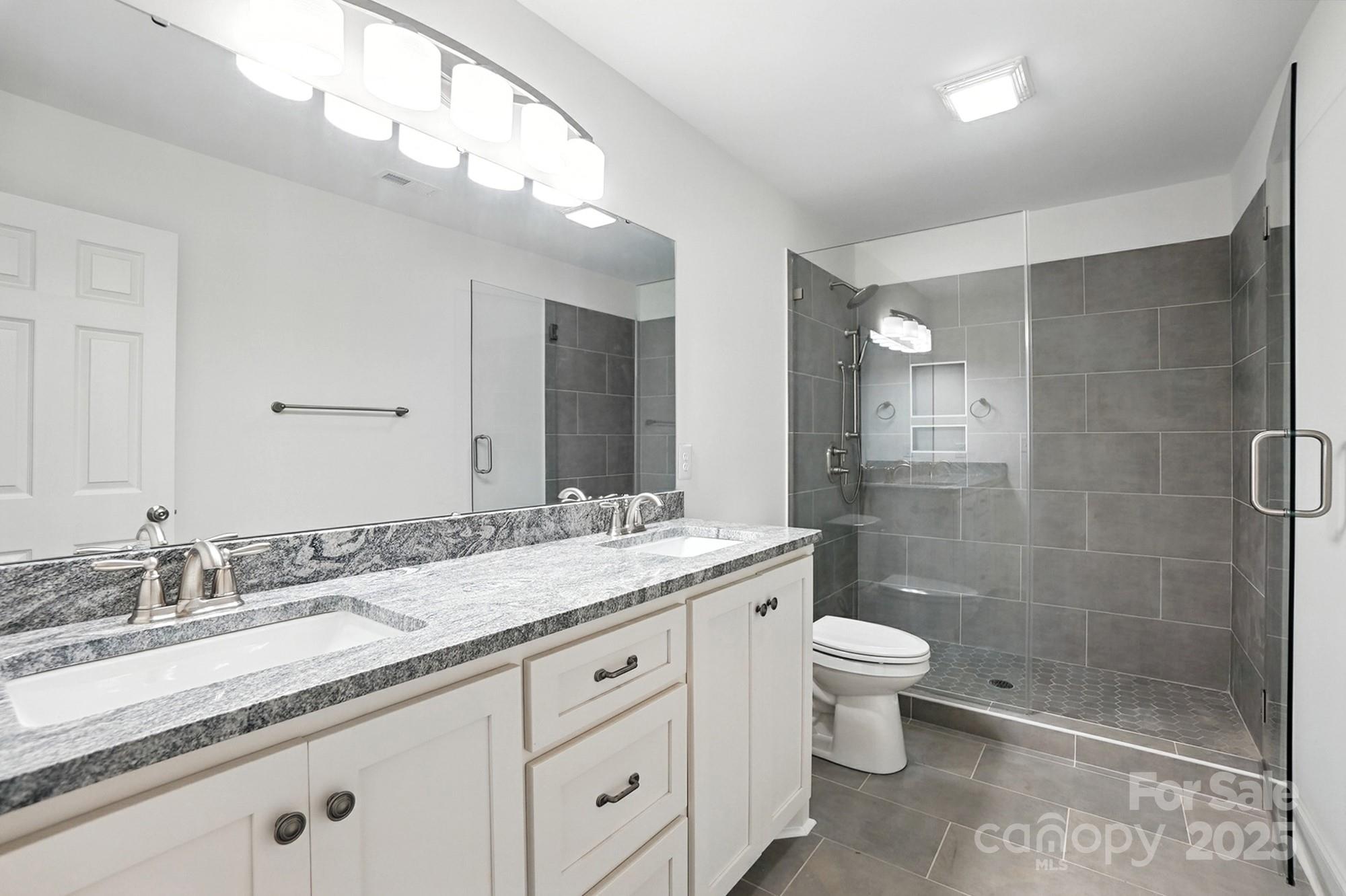 251 Lincoln Road Property Photo 19