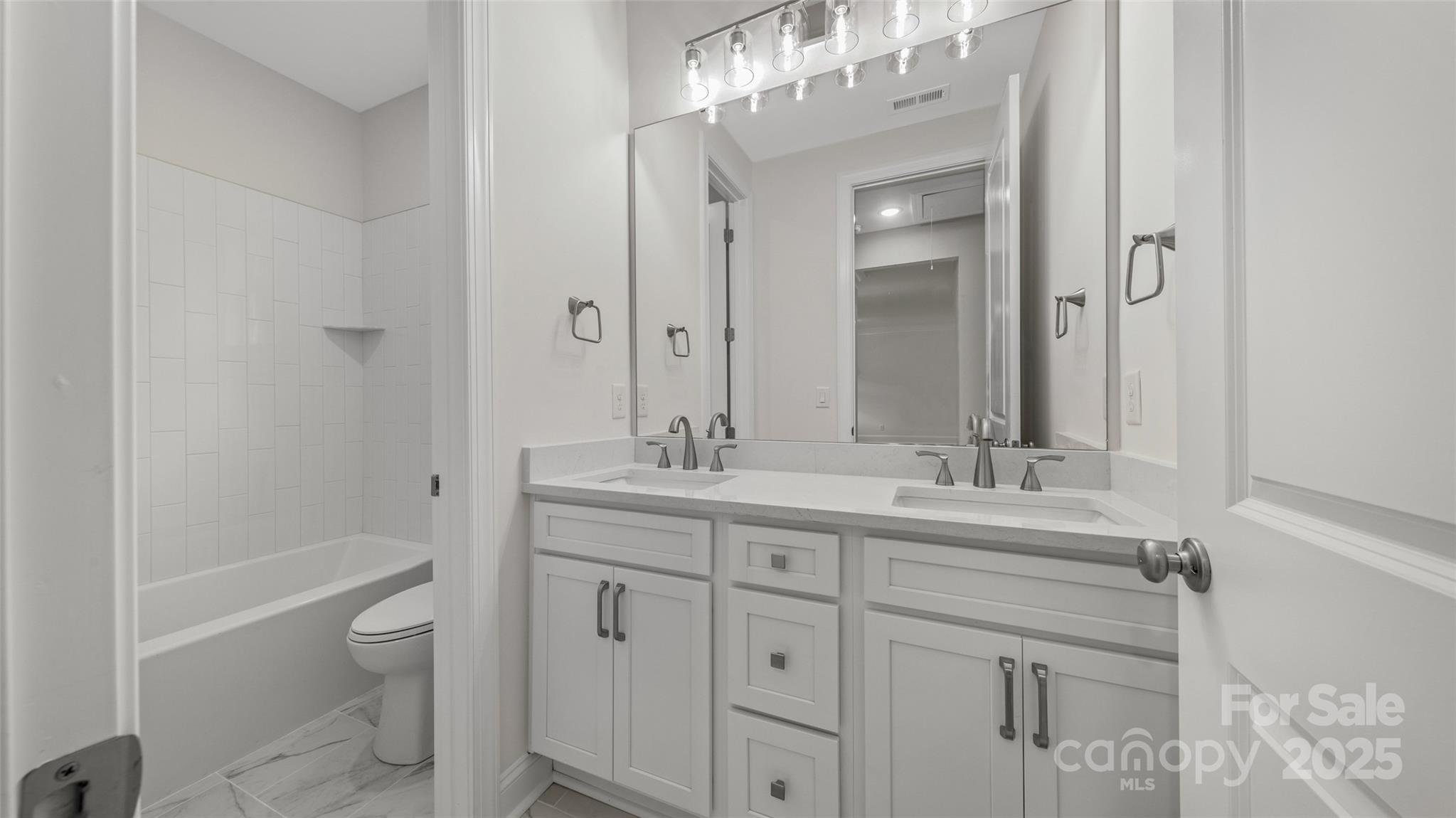 1028 Lyndon Drive Property Photo 25