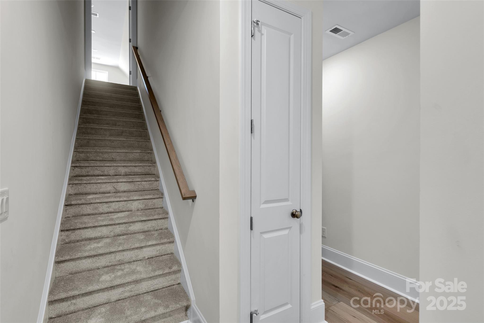 1028 Lyndon Drive Property Photo 29