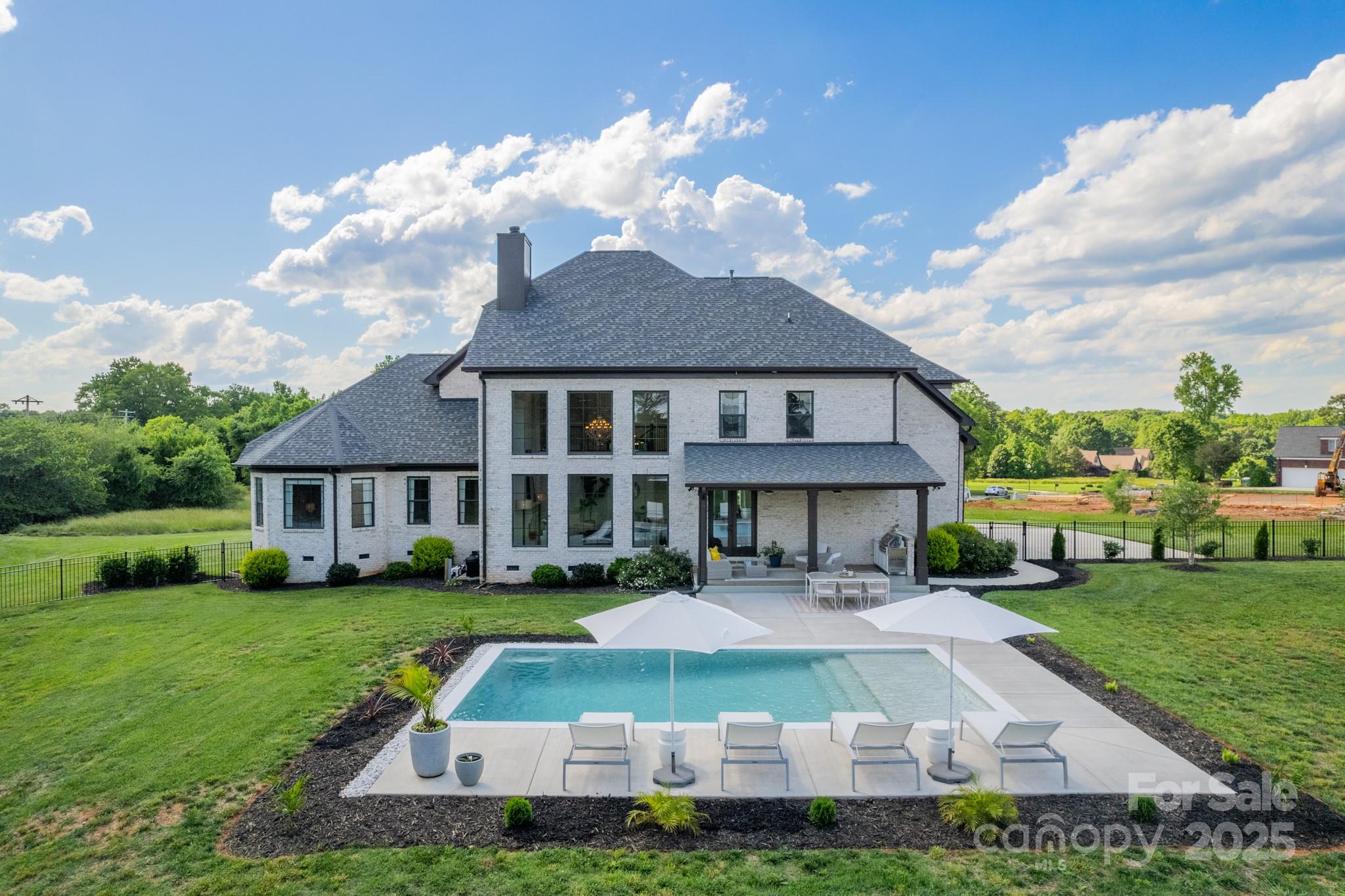 8102 Rolling Fields Road Property Photo 9