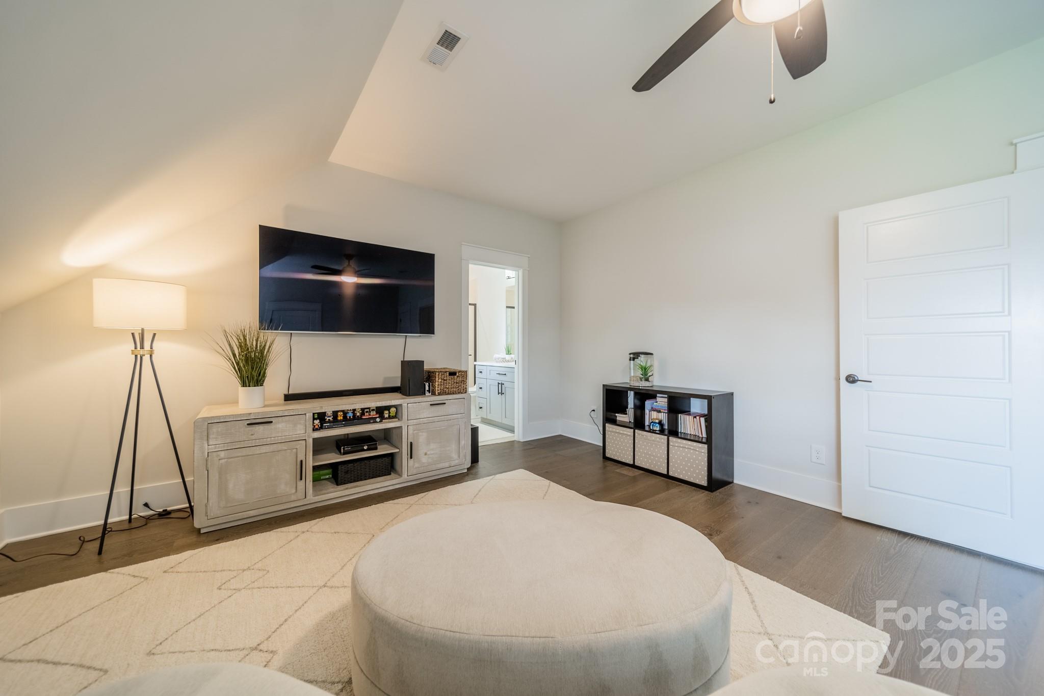 8102 Rolling Fields Road Property Photo 42