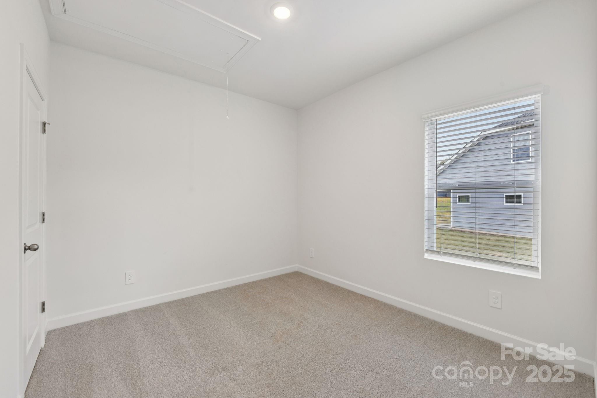 712 Palmer Pendleton Way Property Photo 14
