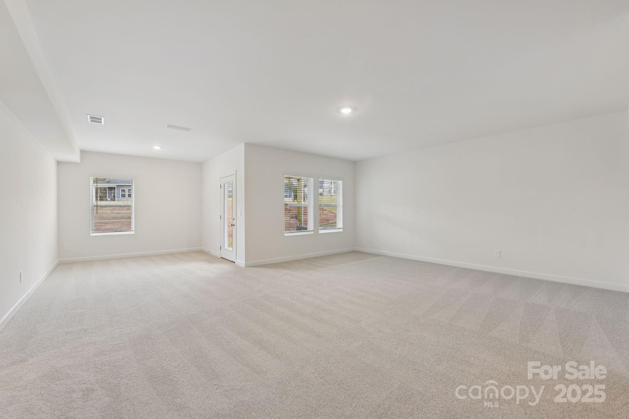 712 Palmer Pendleton Way Property Photo 22