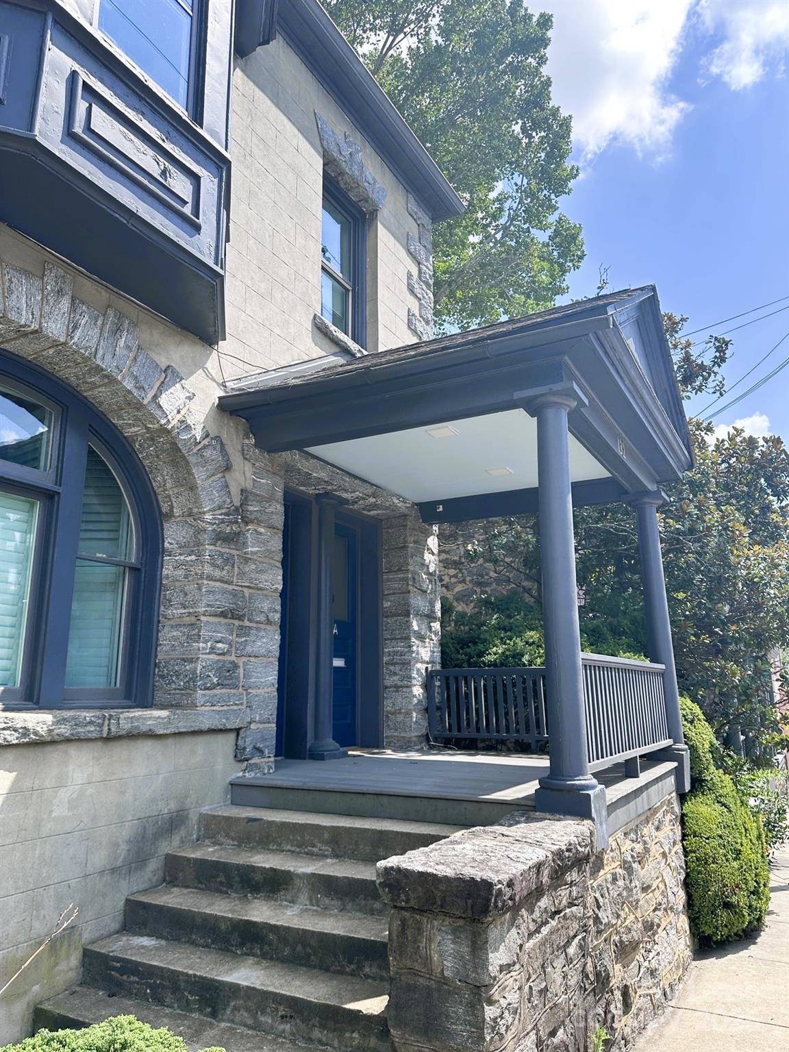132a Biltmore Avenue 132a Property Photo 2