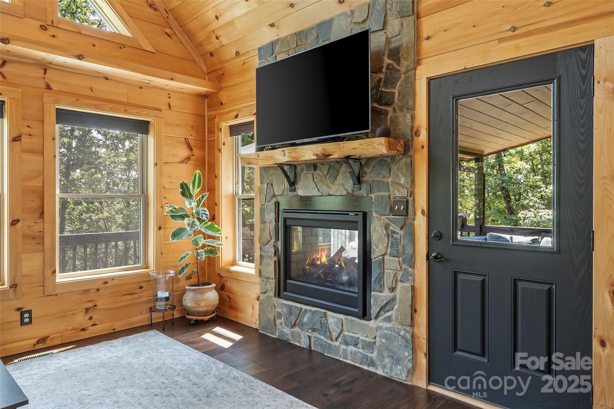 94 Osprey Roost Drive Property Photo 11