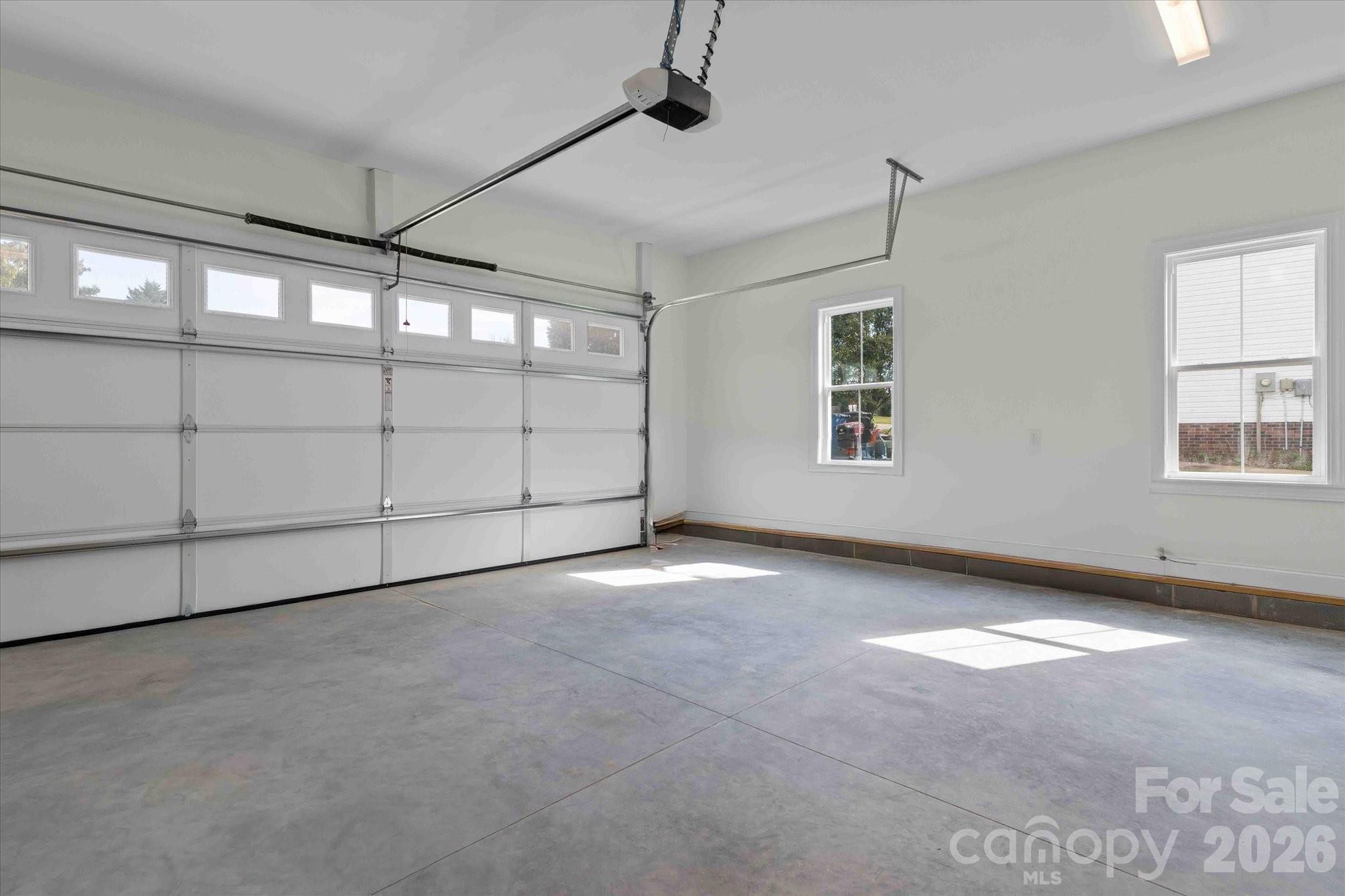113 Cheval Trail Property Photo 34