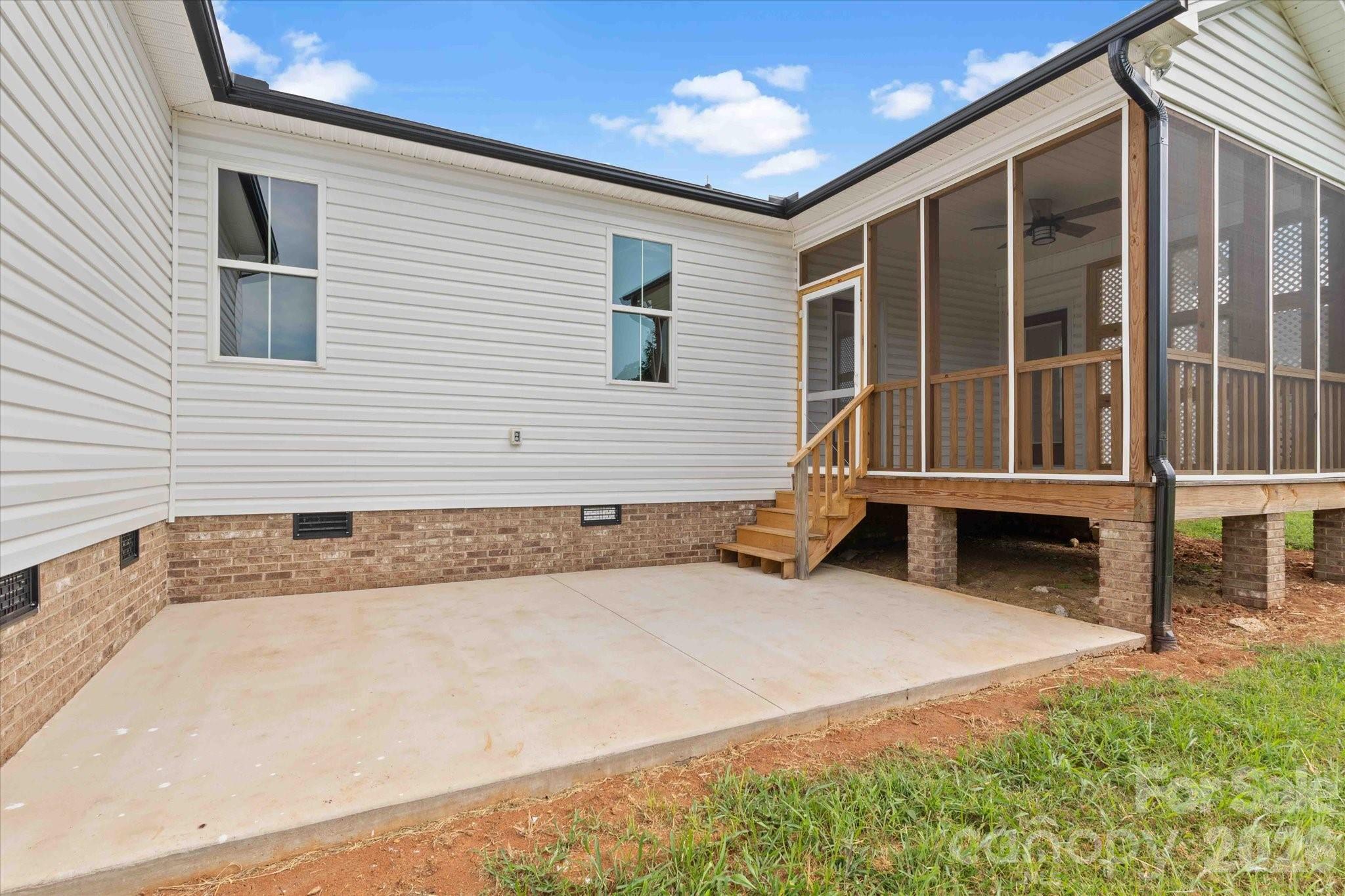113 Cheval Trail Property Photo 38