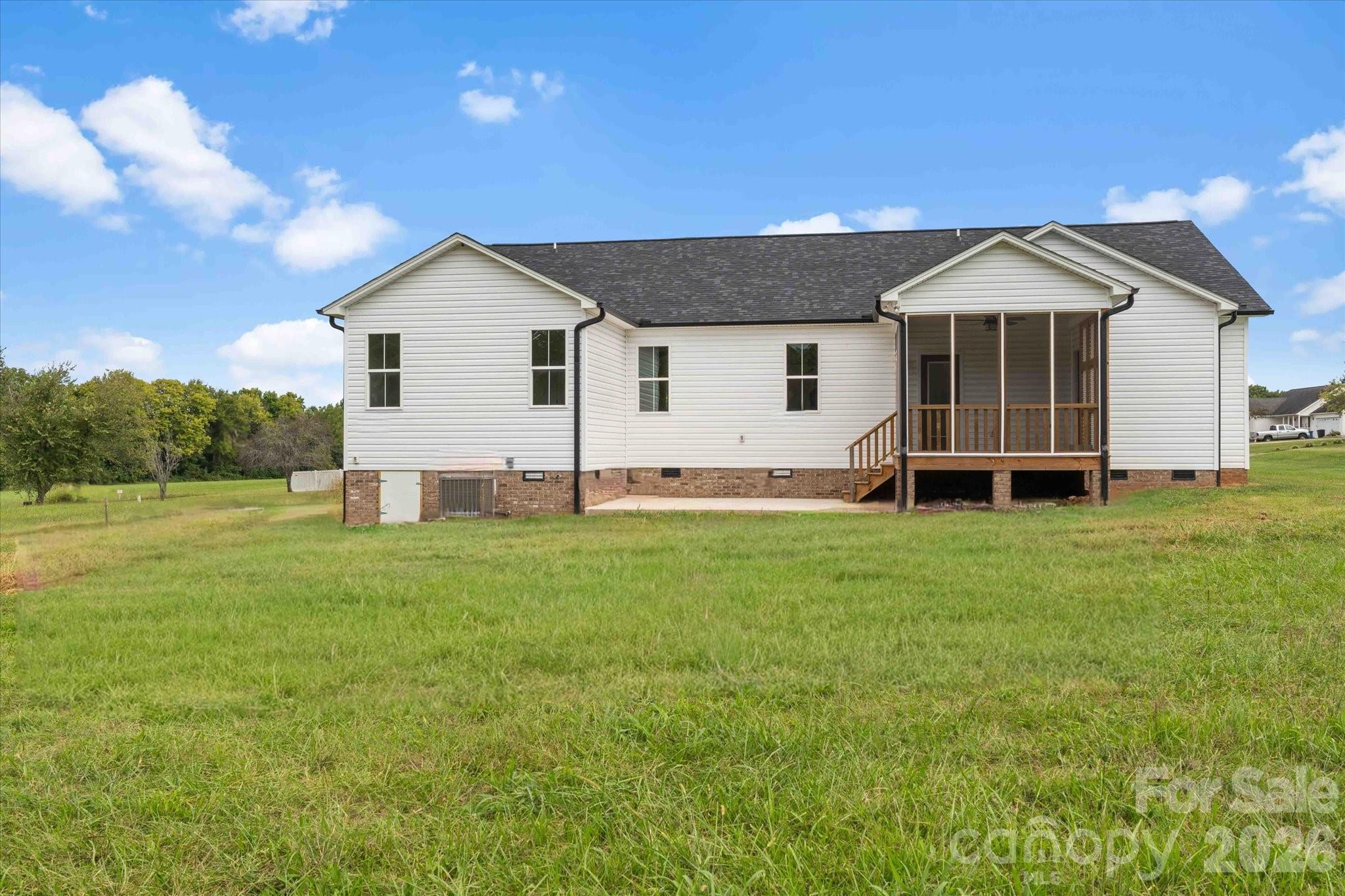 113 Cheval Trail Property Photo 41