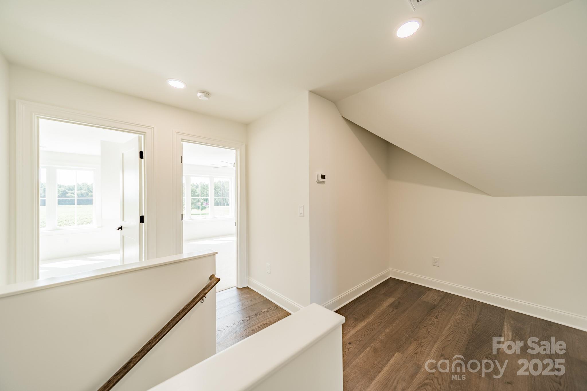 2346 Bridgewater Road 7 Property Photo 25